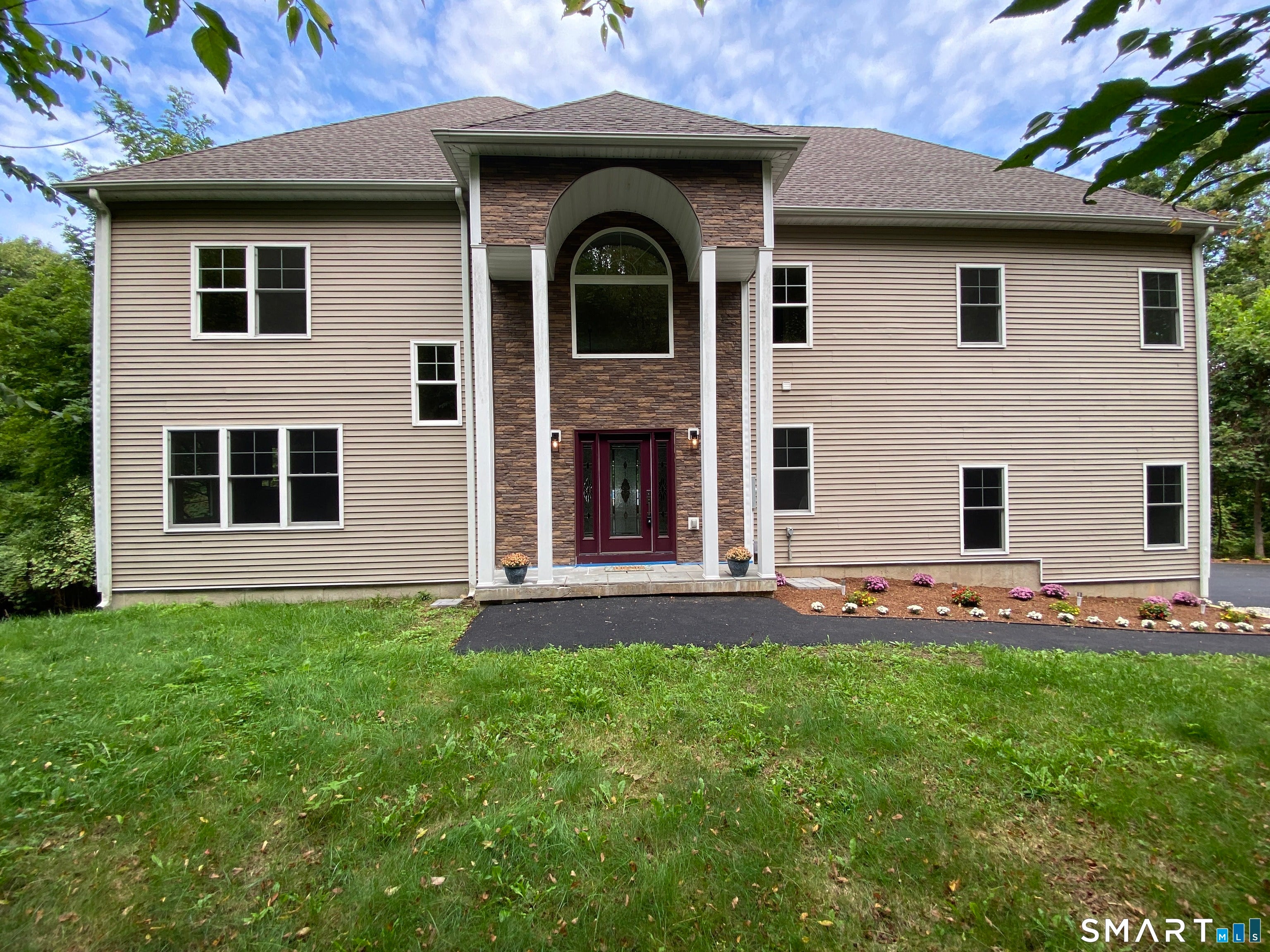 49 Ratlum Mountain Road — photo
