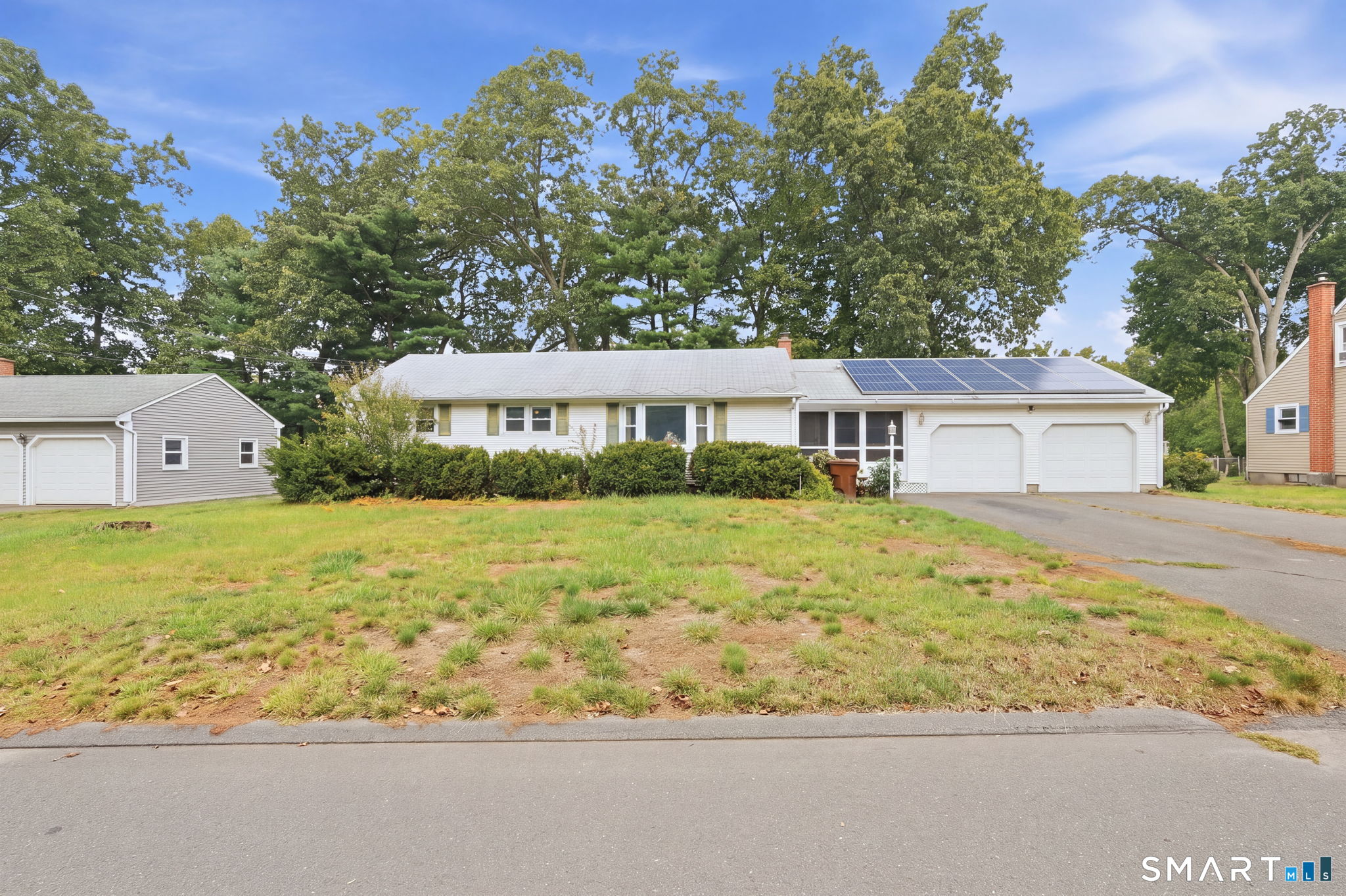 33 Cora Street — photo