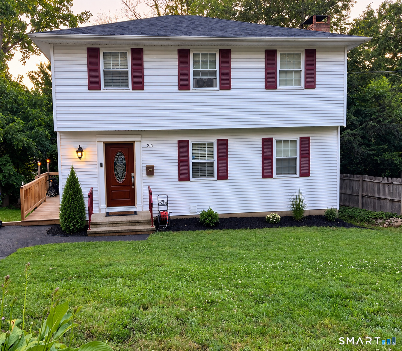24 Rockhurst Drive Cutoff — photo