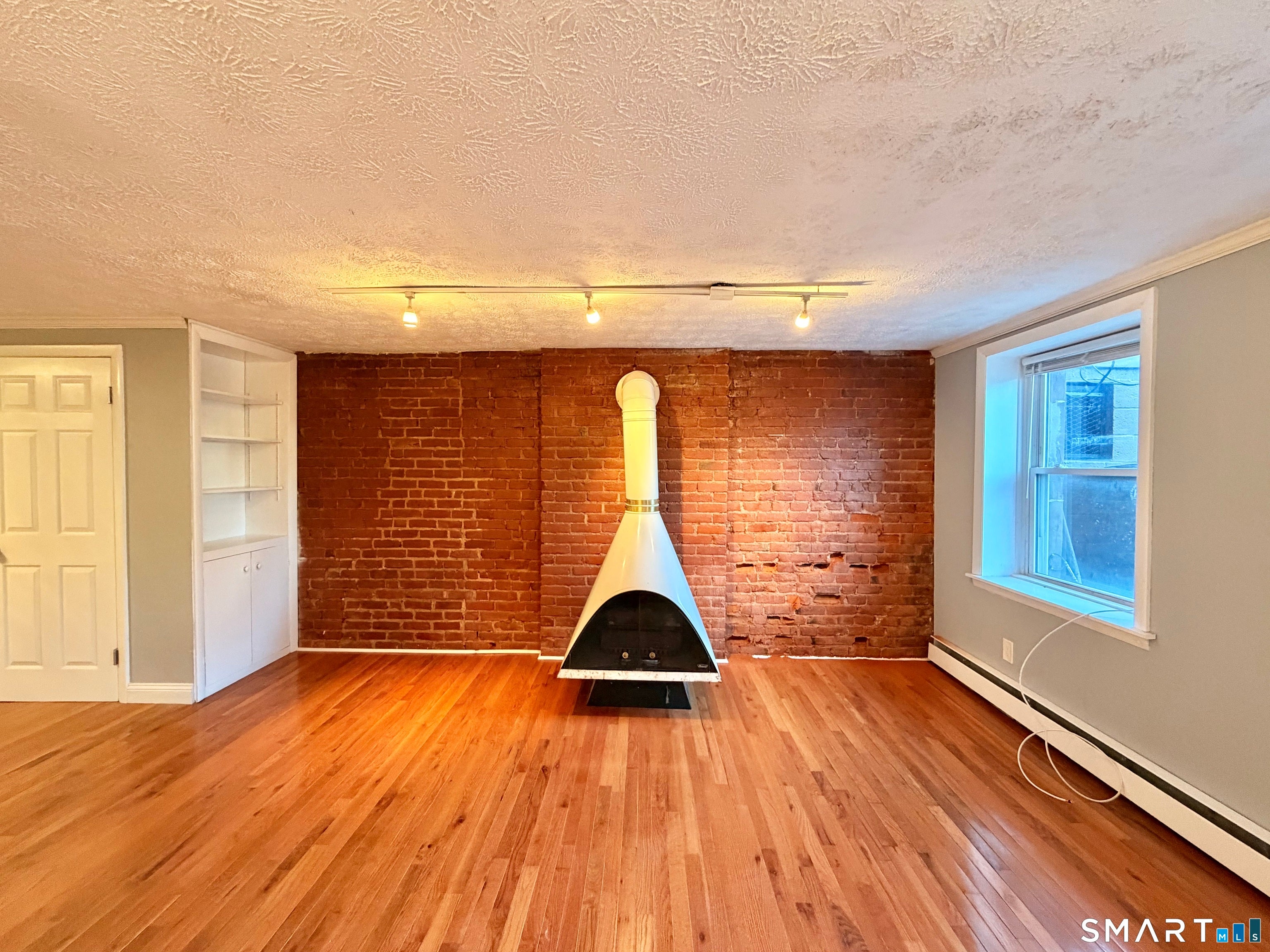 46 Warren Street — photo