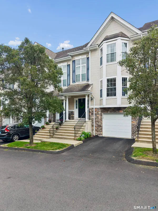 404 Sienna Drive 404 — photo