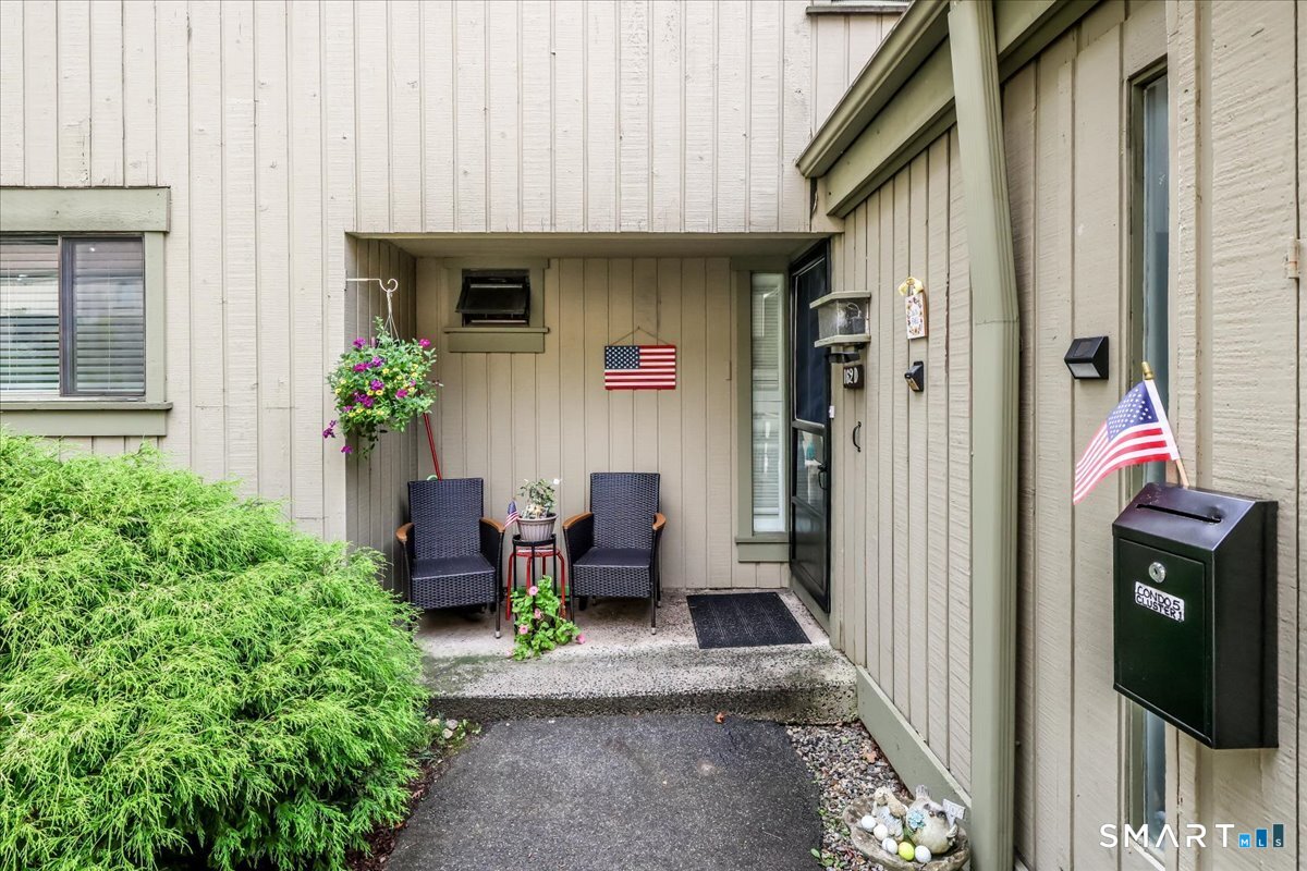 162 Heritage Village D — photo