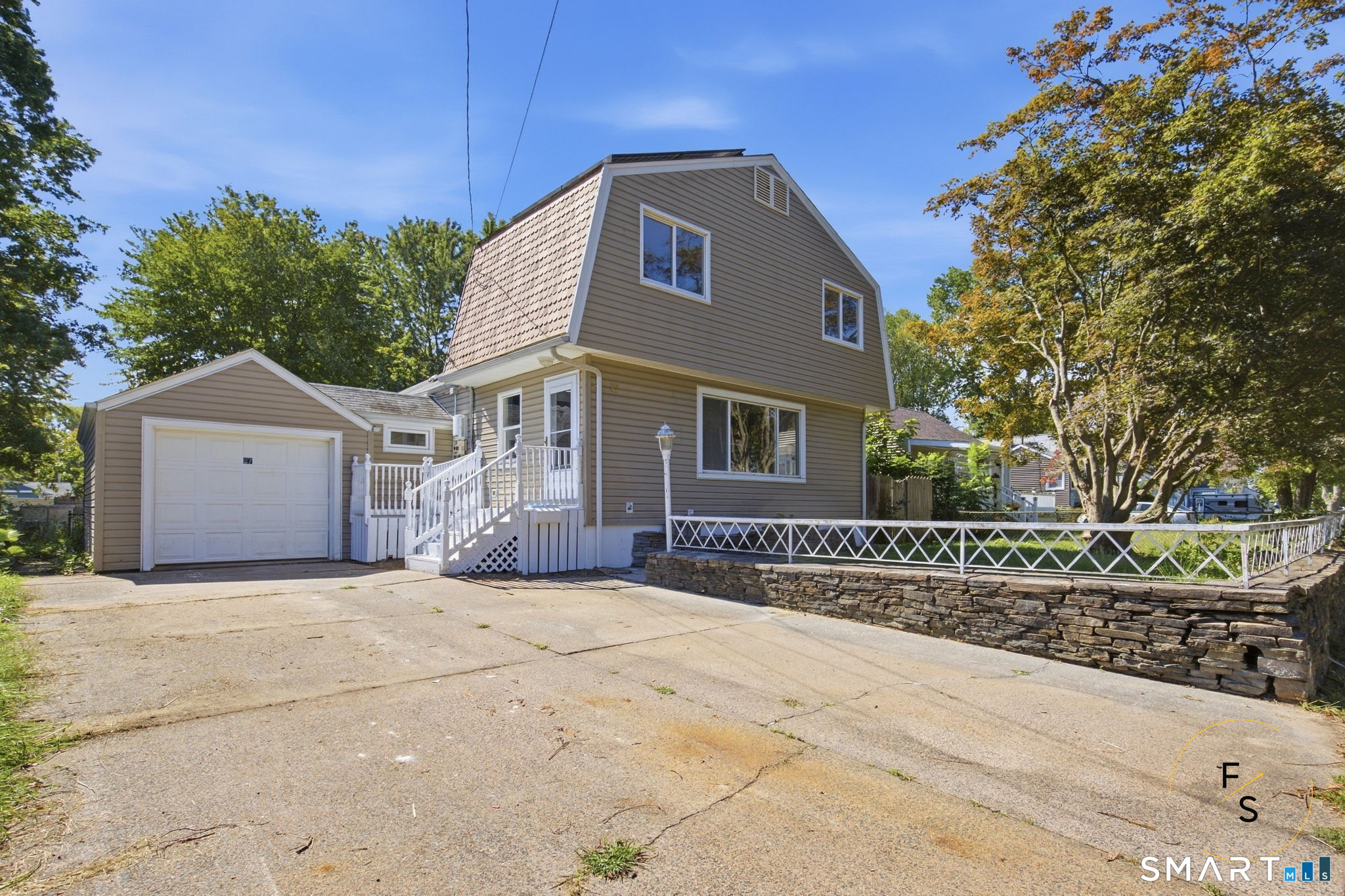 87 Oxford Drive — photo