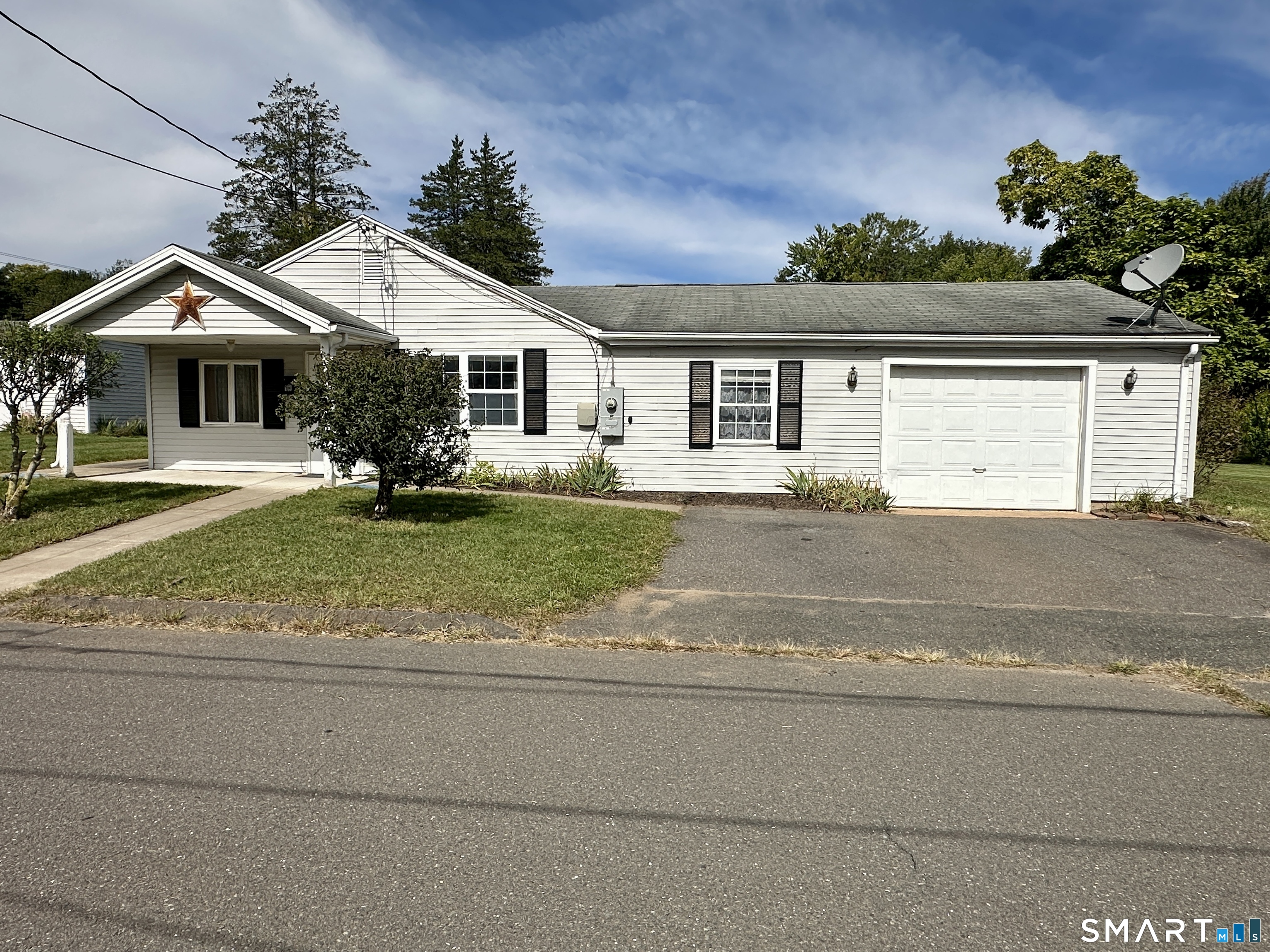 1 Edith Street, Windsor Locks, CT 06096 — photo 2