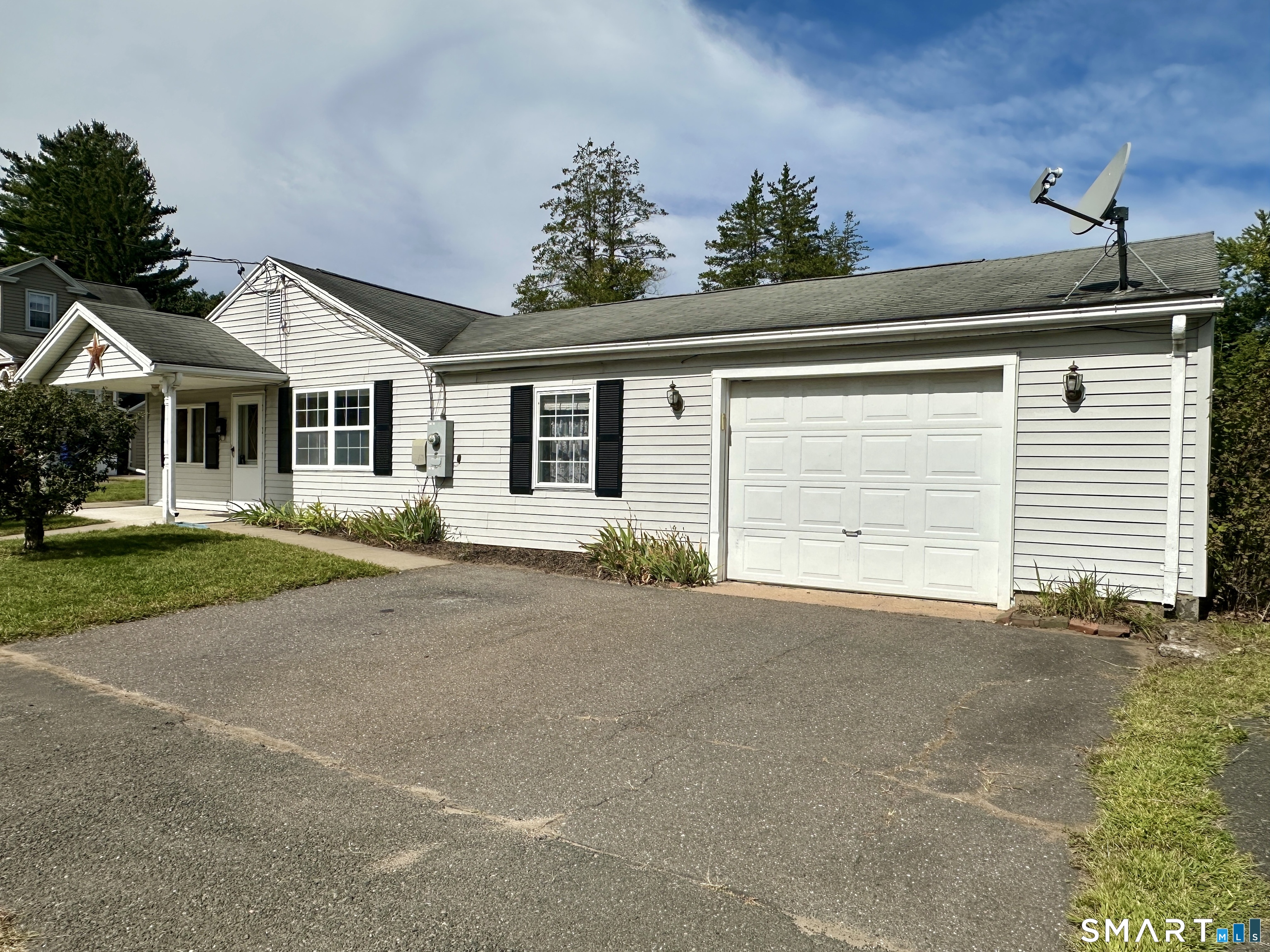 1 Edith Street, Windsor Locks, CT 06096 — photo 3