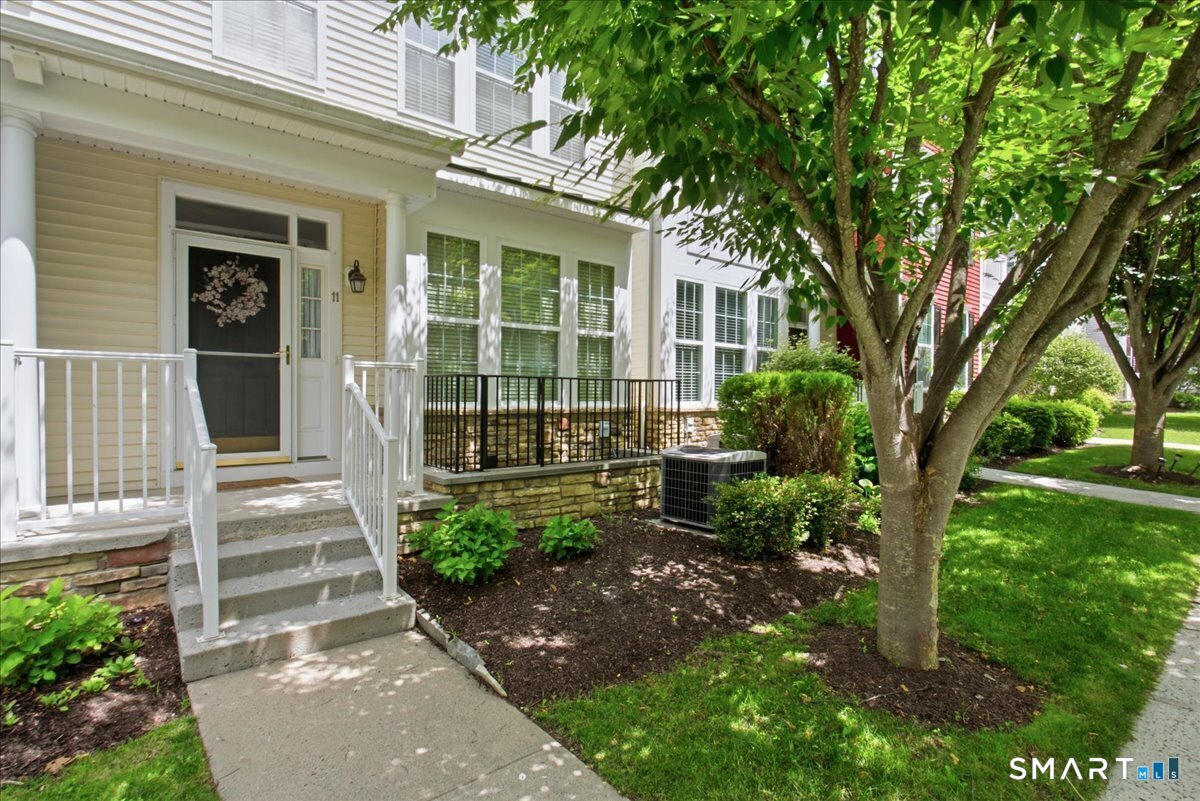 11 Mercy Street 11 — photo
