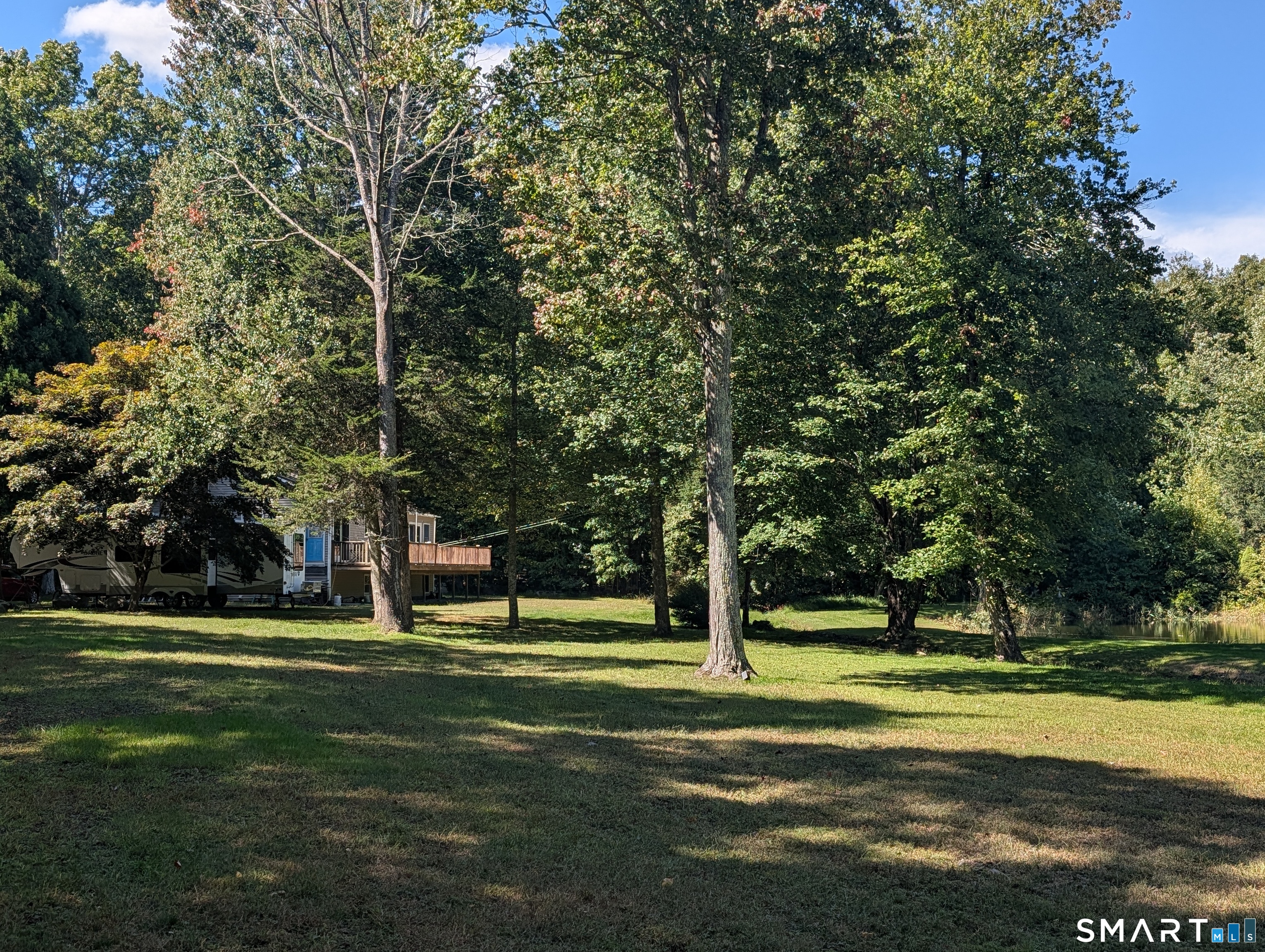 902 E POND MEADOW RD — photo 3