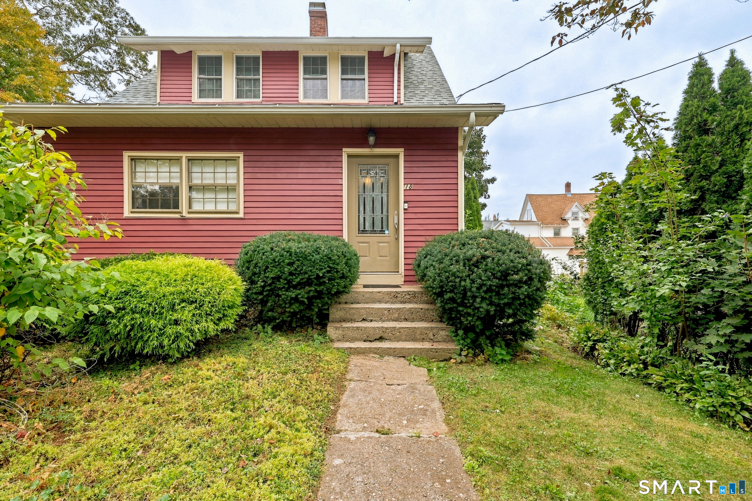 18 Coram Road — photo