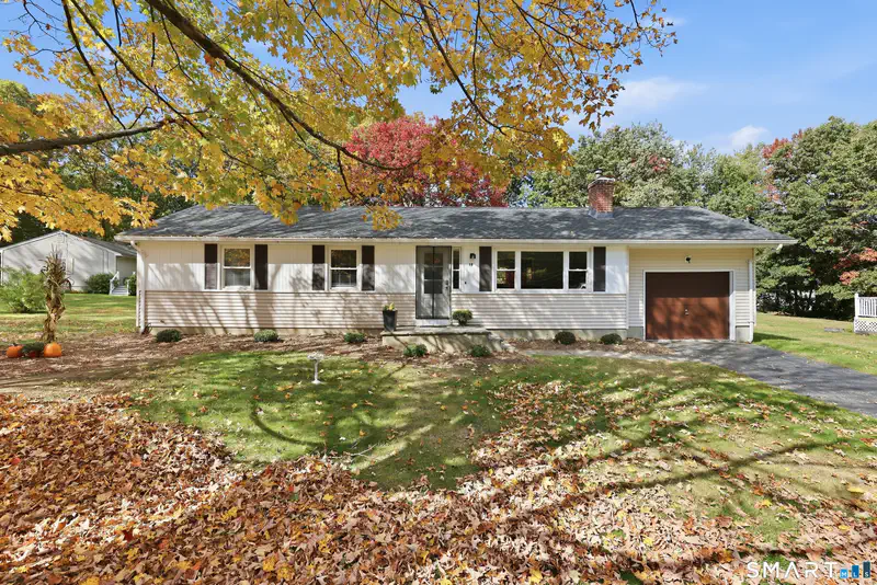 18 Clearview Drive — photo