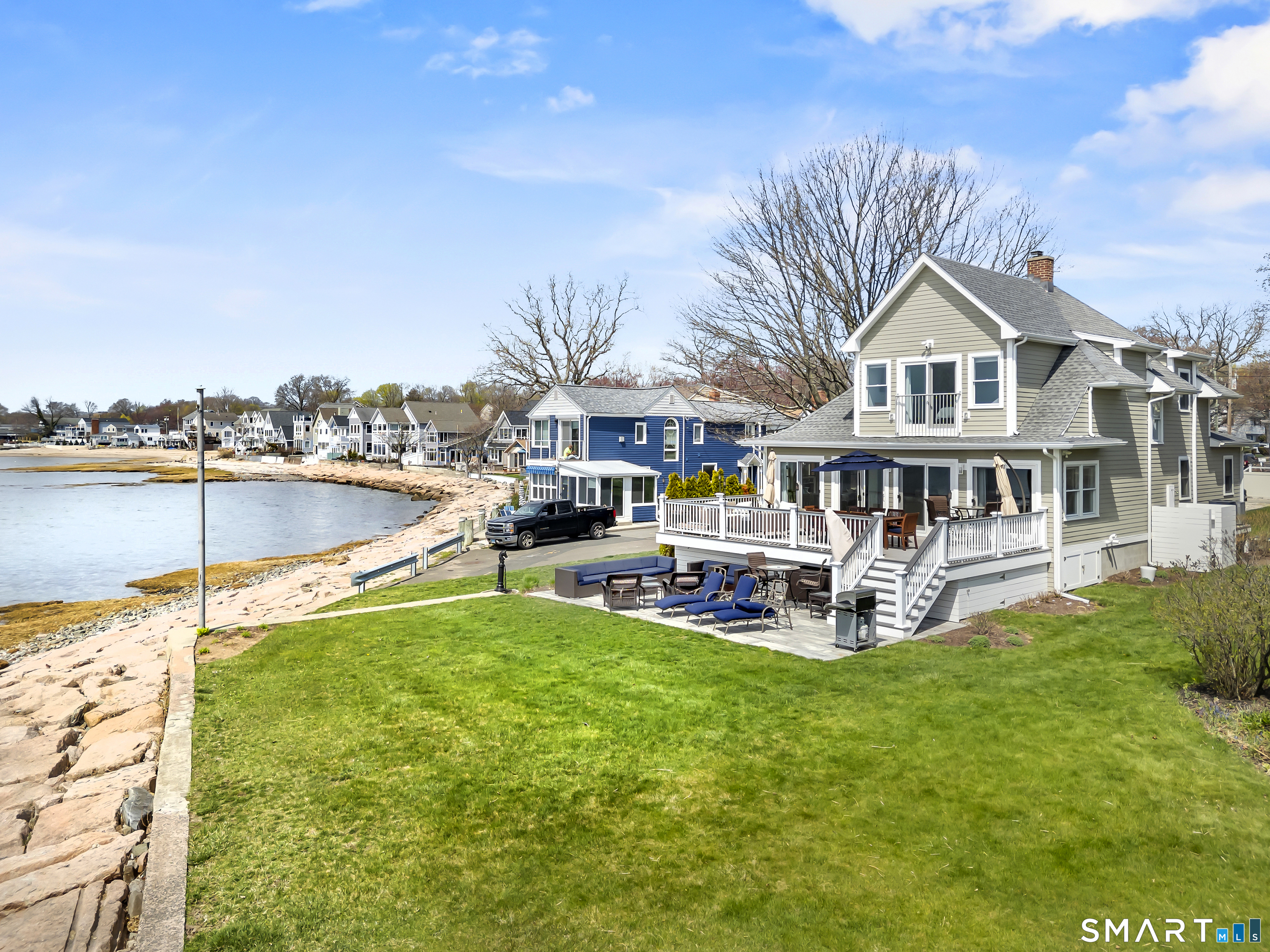 1 Annawon Avenue — photo