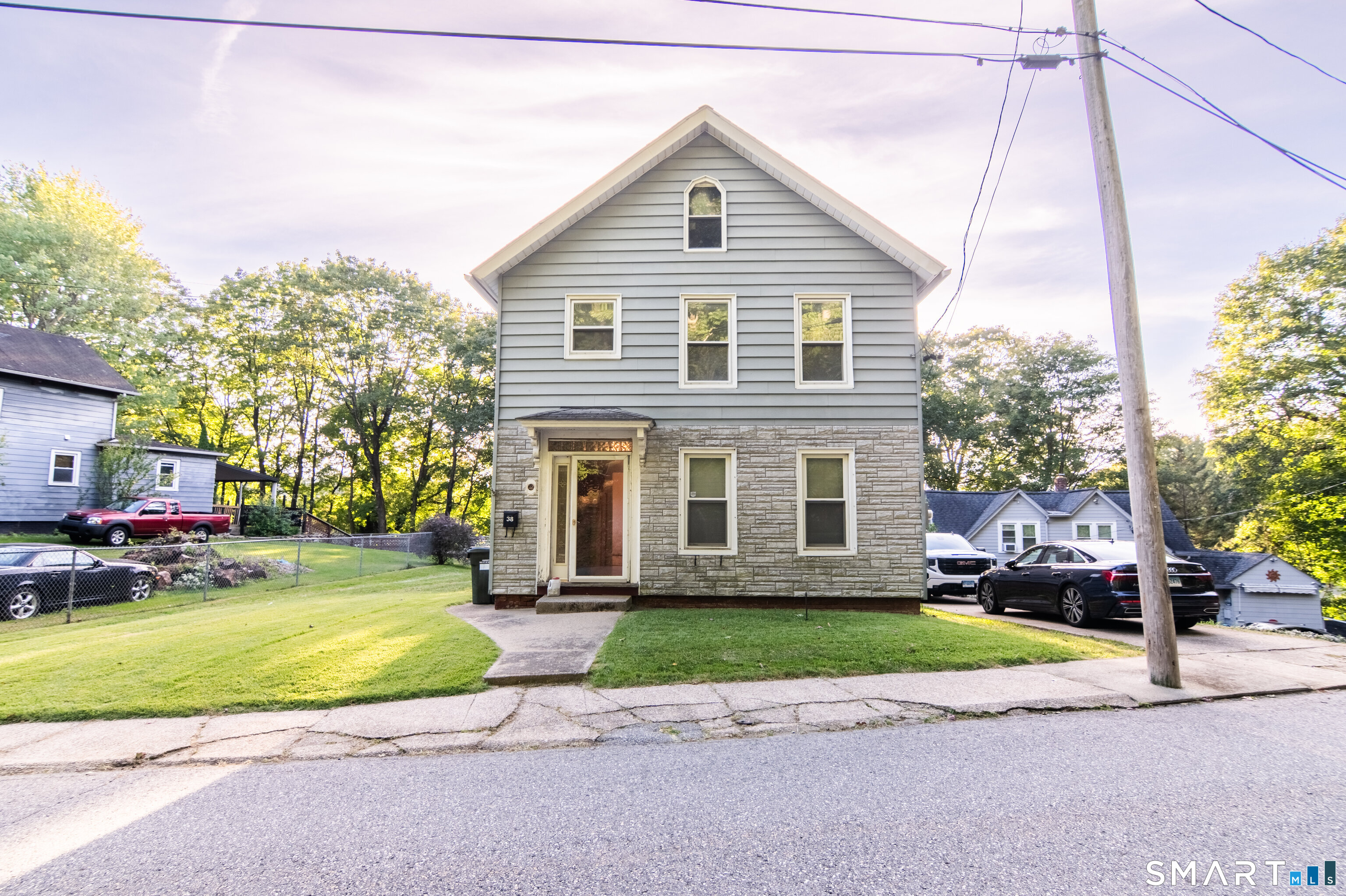 38 Platt Avenue — photo