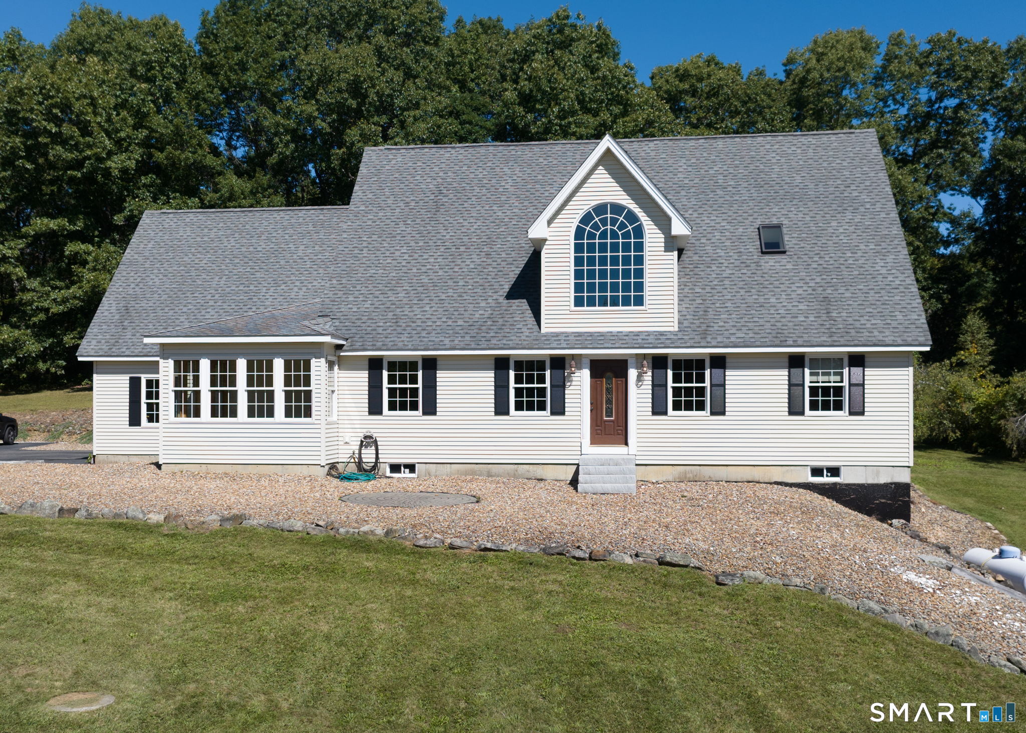 183 Hillside Road — photo