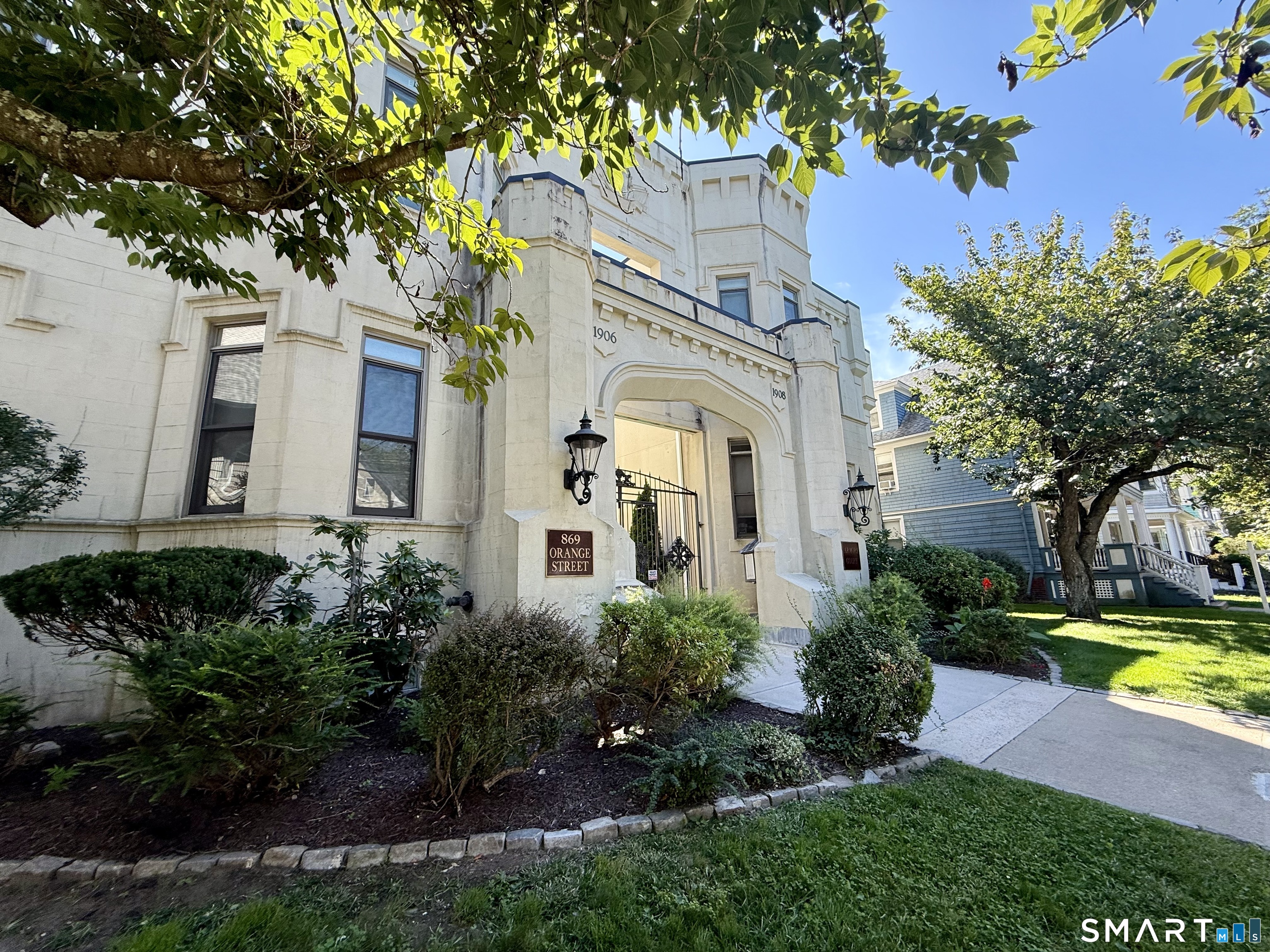 869 Orange Street Unit 7W — photo