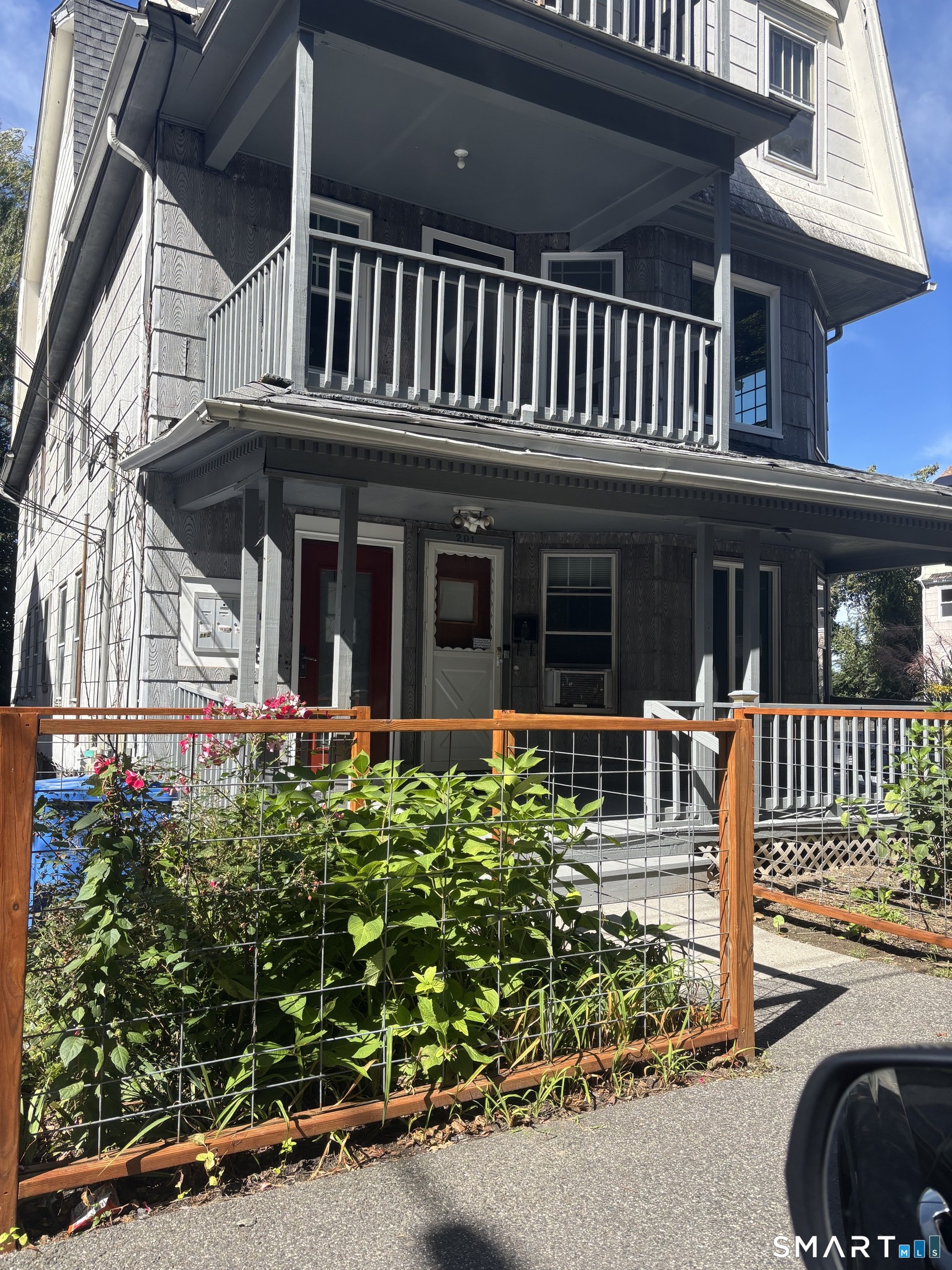 199 Lincoln Street — photo