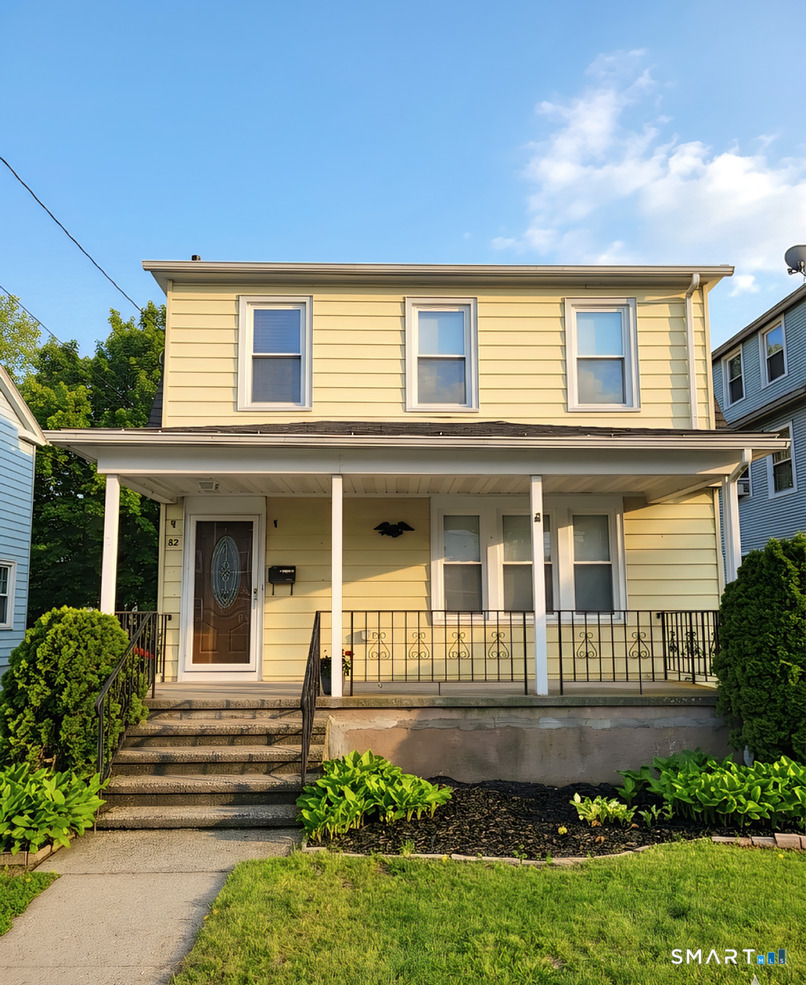 82 Helen Street — photo