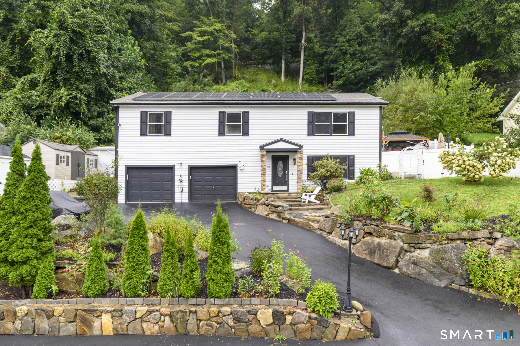 108 Perry Drive — photo