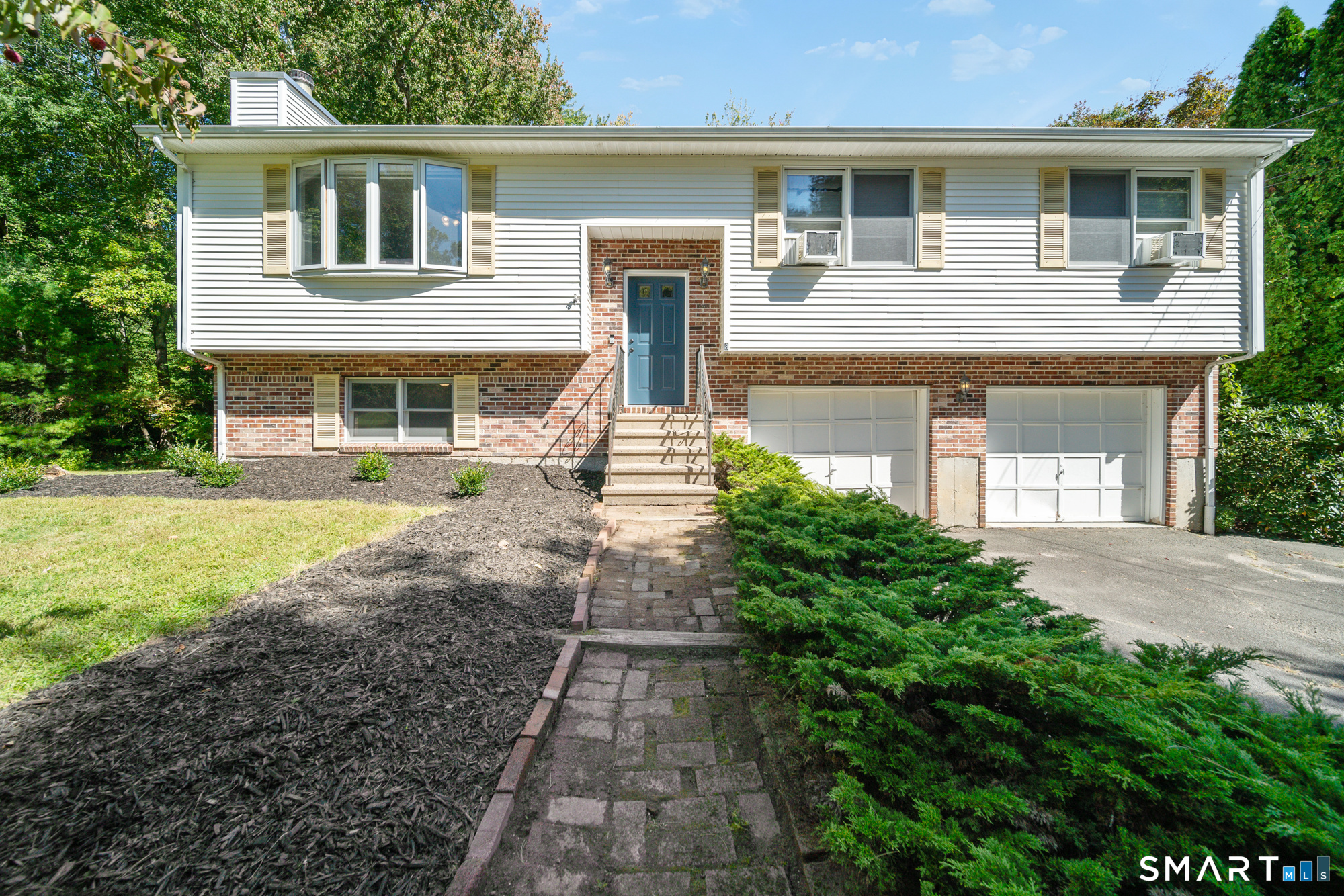8 Wills Road — photo
