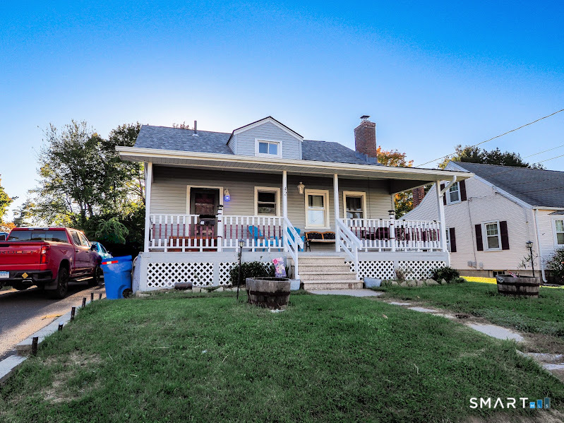 42 Collier Avenue — photo