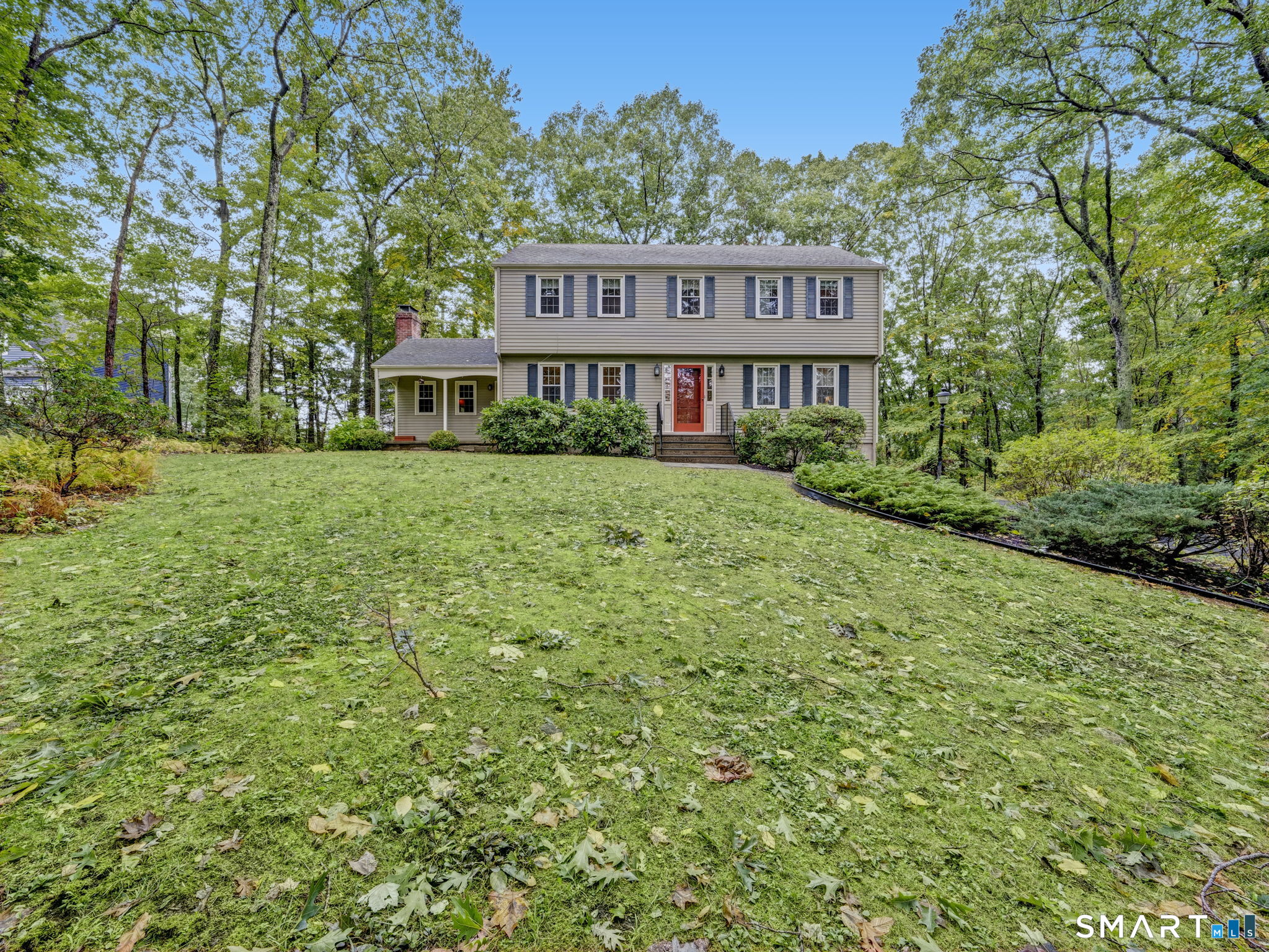 15 Birch Knoll Road — photo