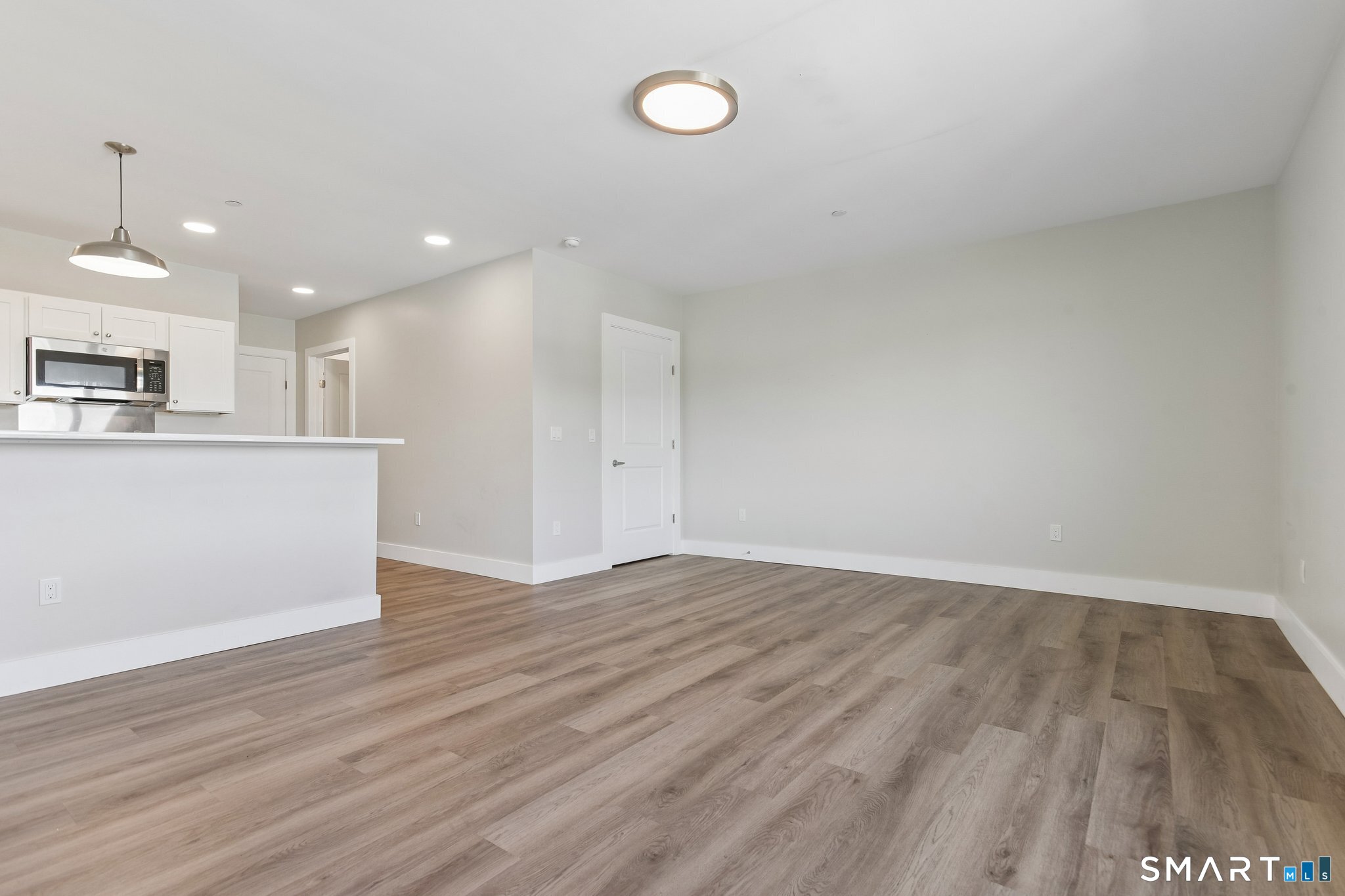 256 Captain Thomas Boulevard 208 — photo