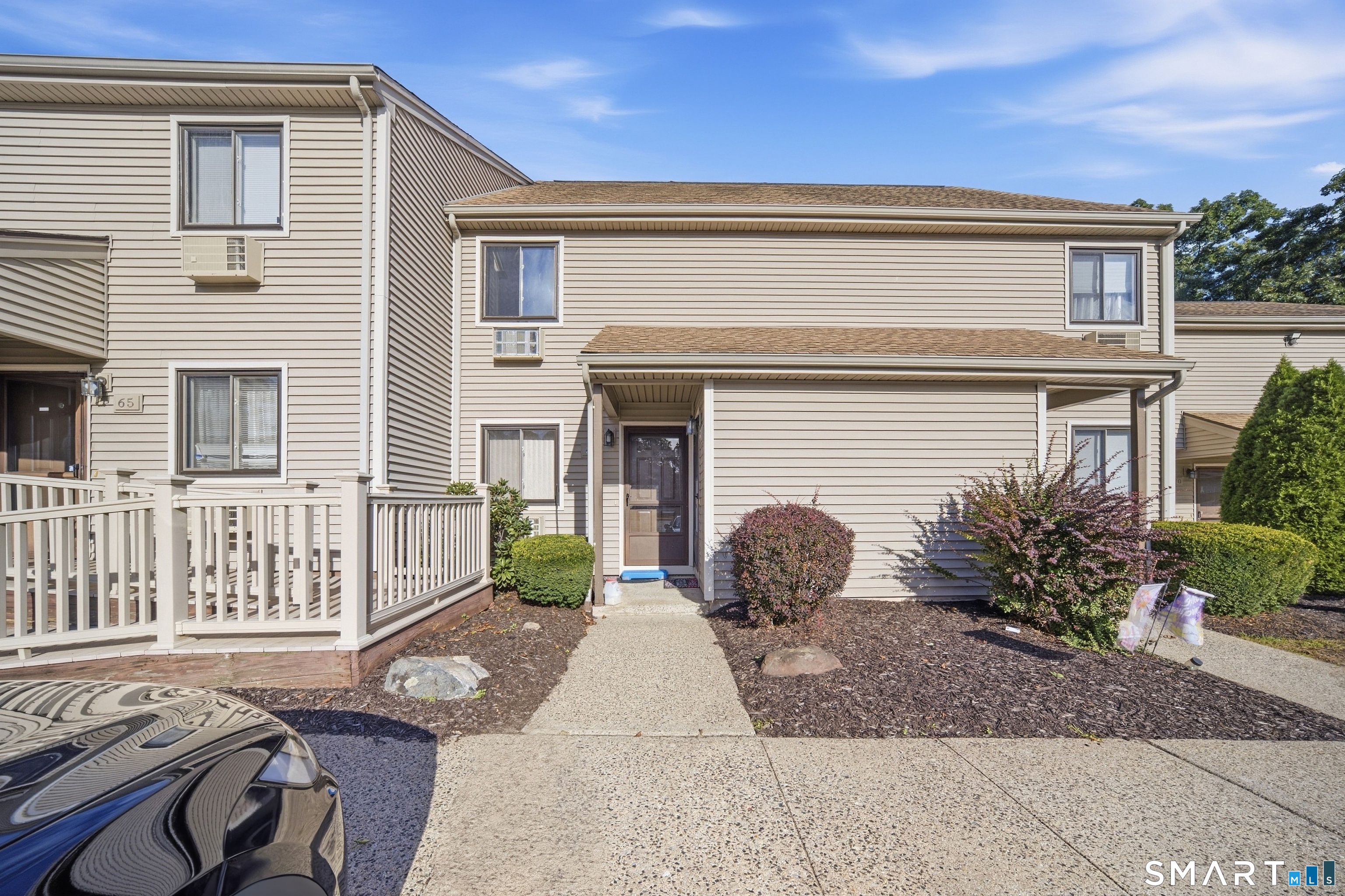 371 Emmett Street 66 — photo