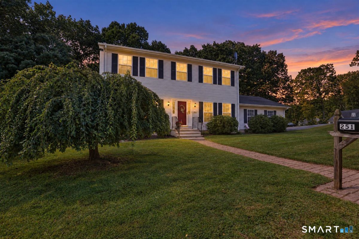 251 Edgemark Acres — photo