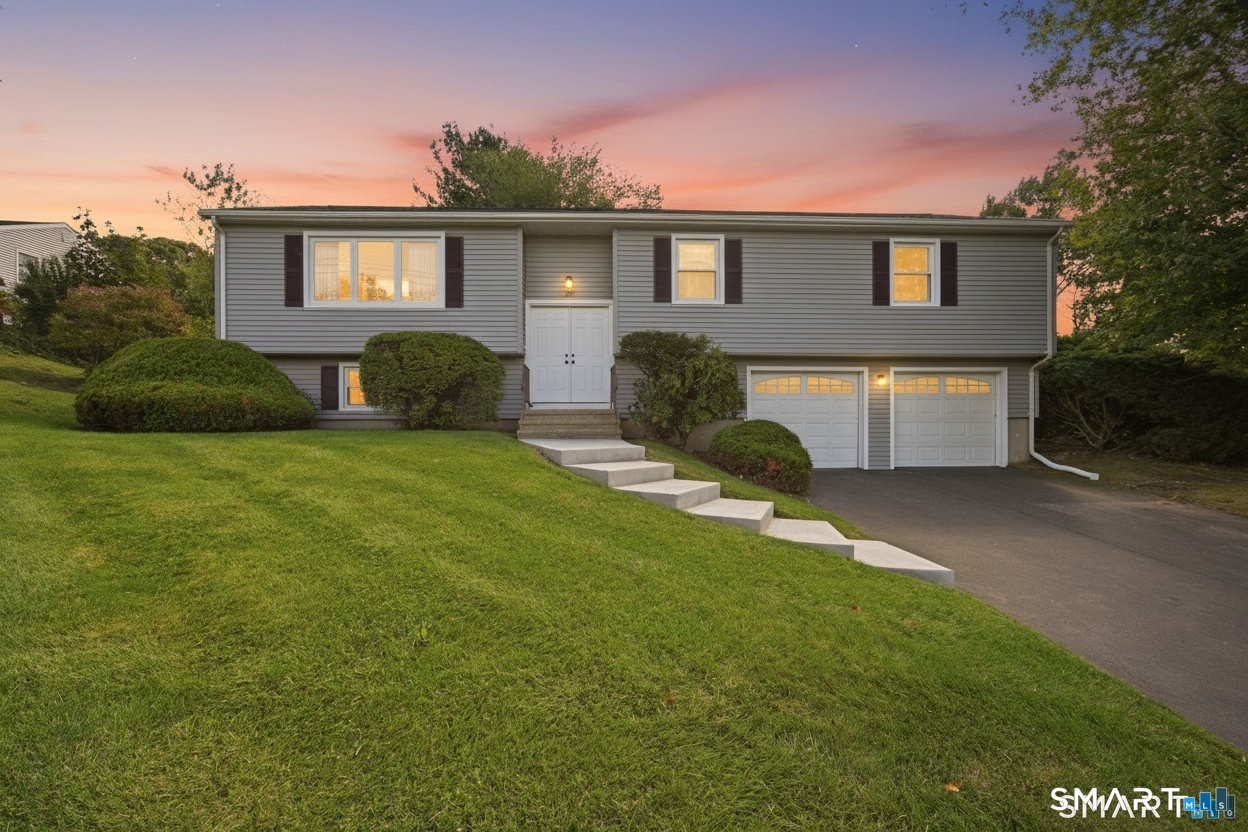180 Country Hill Drive — photo
