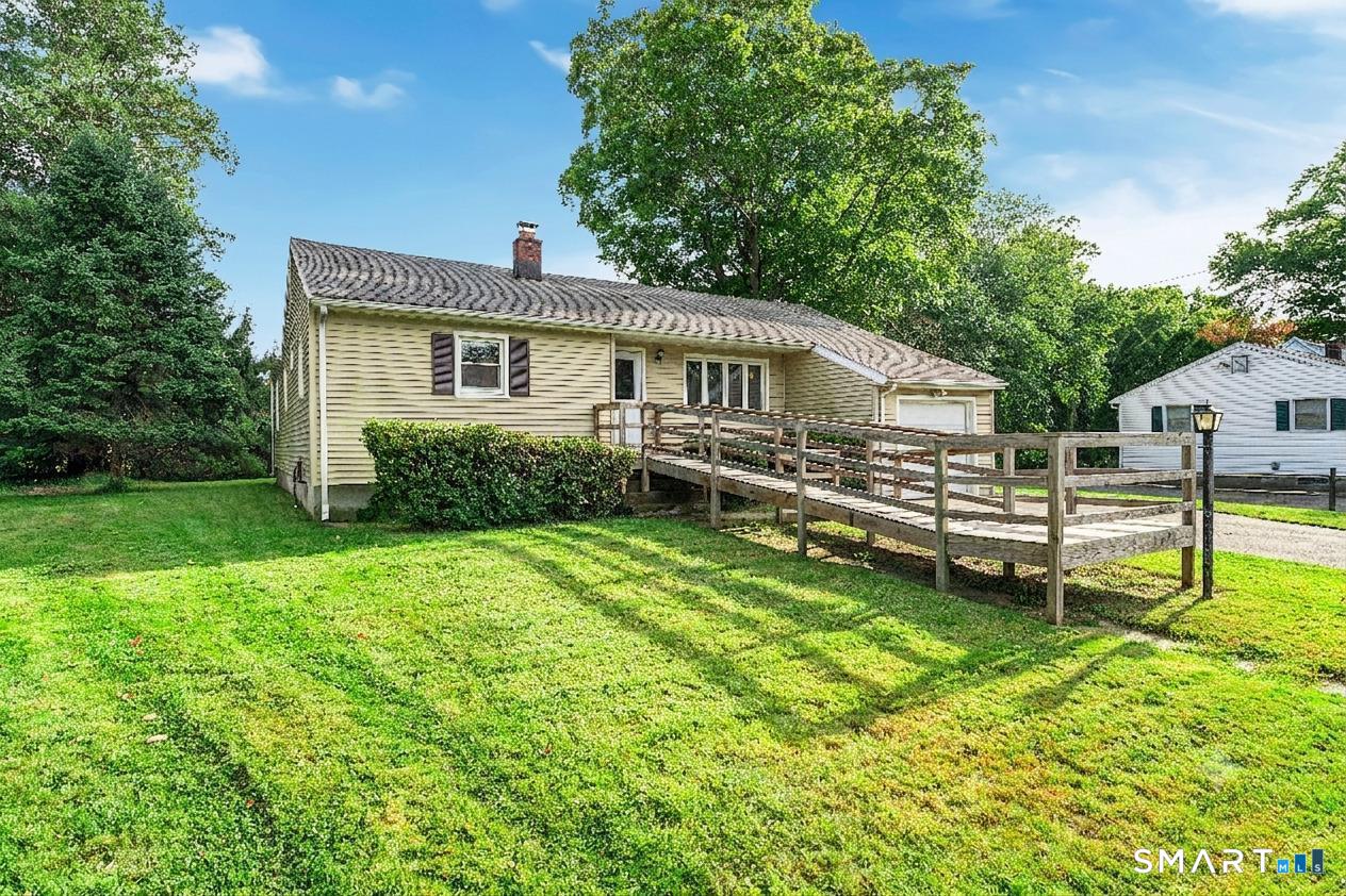 17 Greenbriar Circle — photo