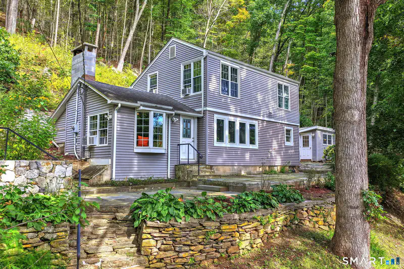 20 North Sawyer Hill Road — photo