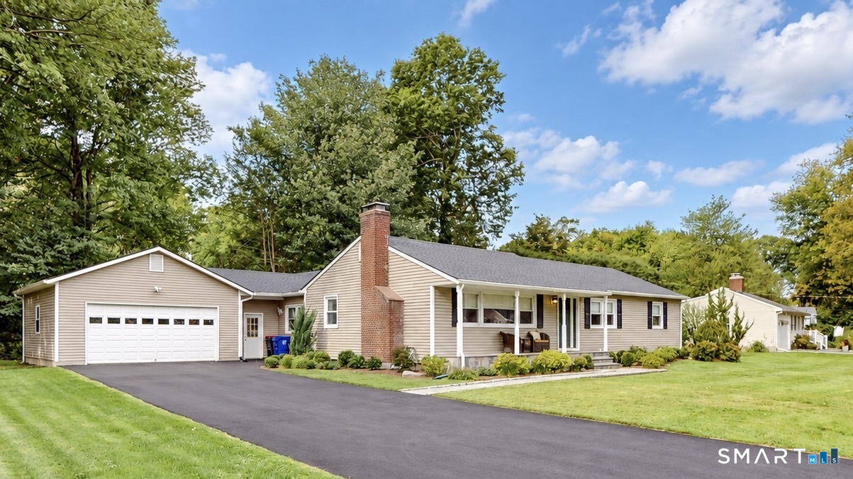 22 Oriole Drive — photo