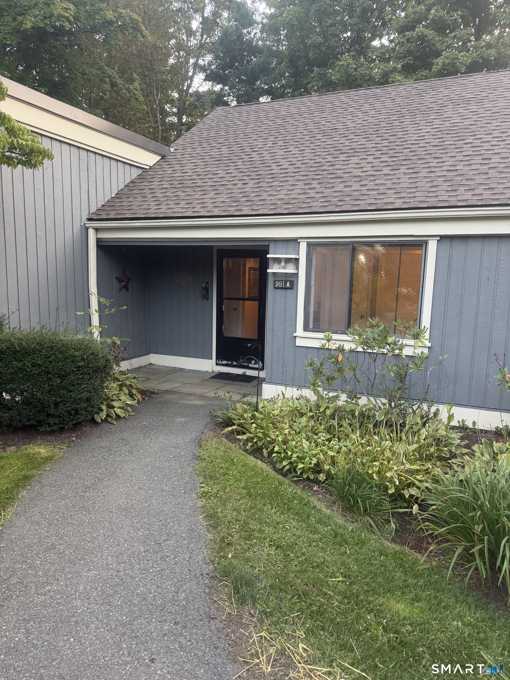 991 Heritage Village a — photo
