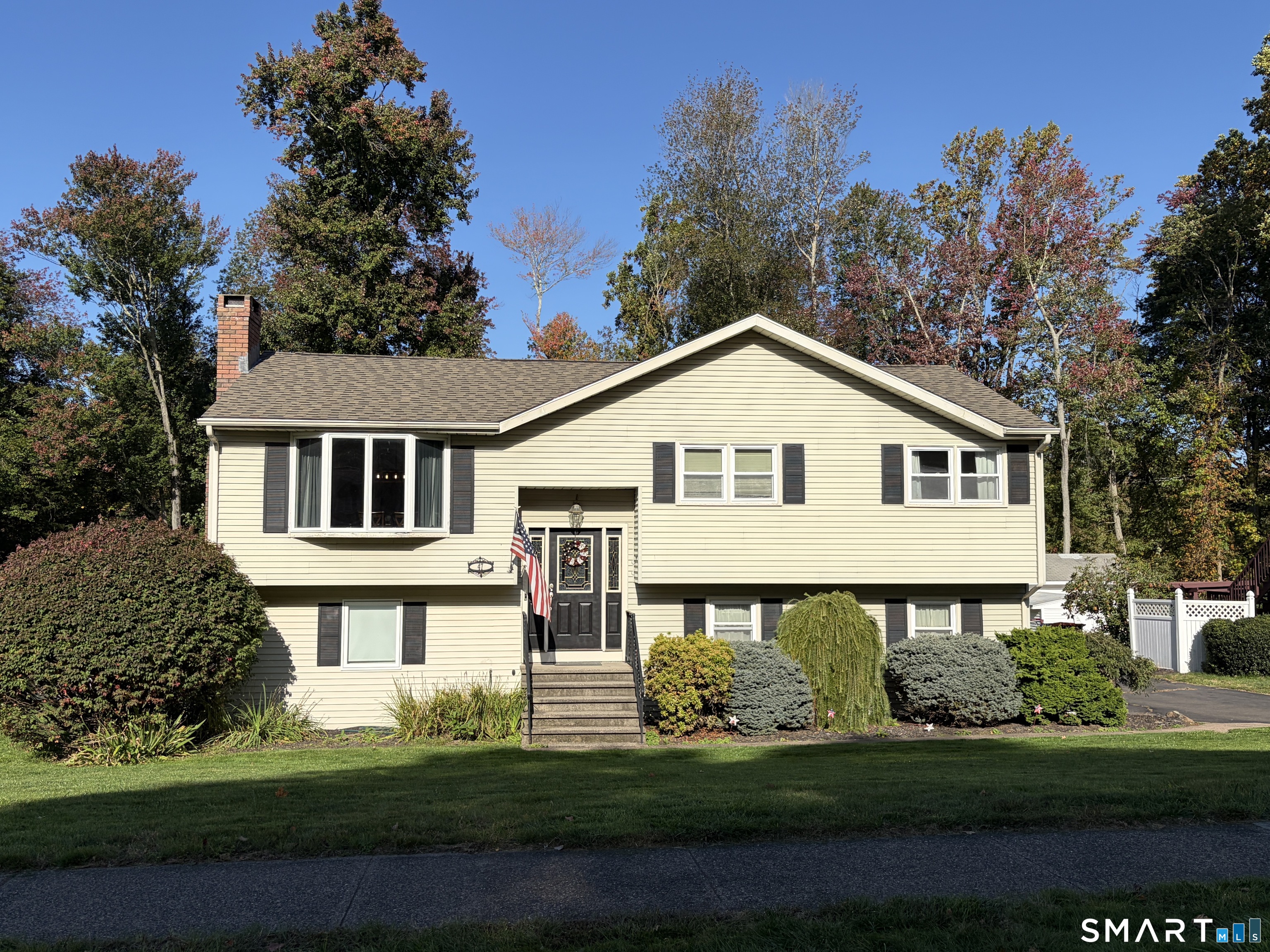 47 Sharon Drive — photo
