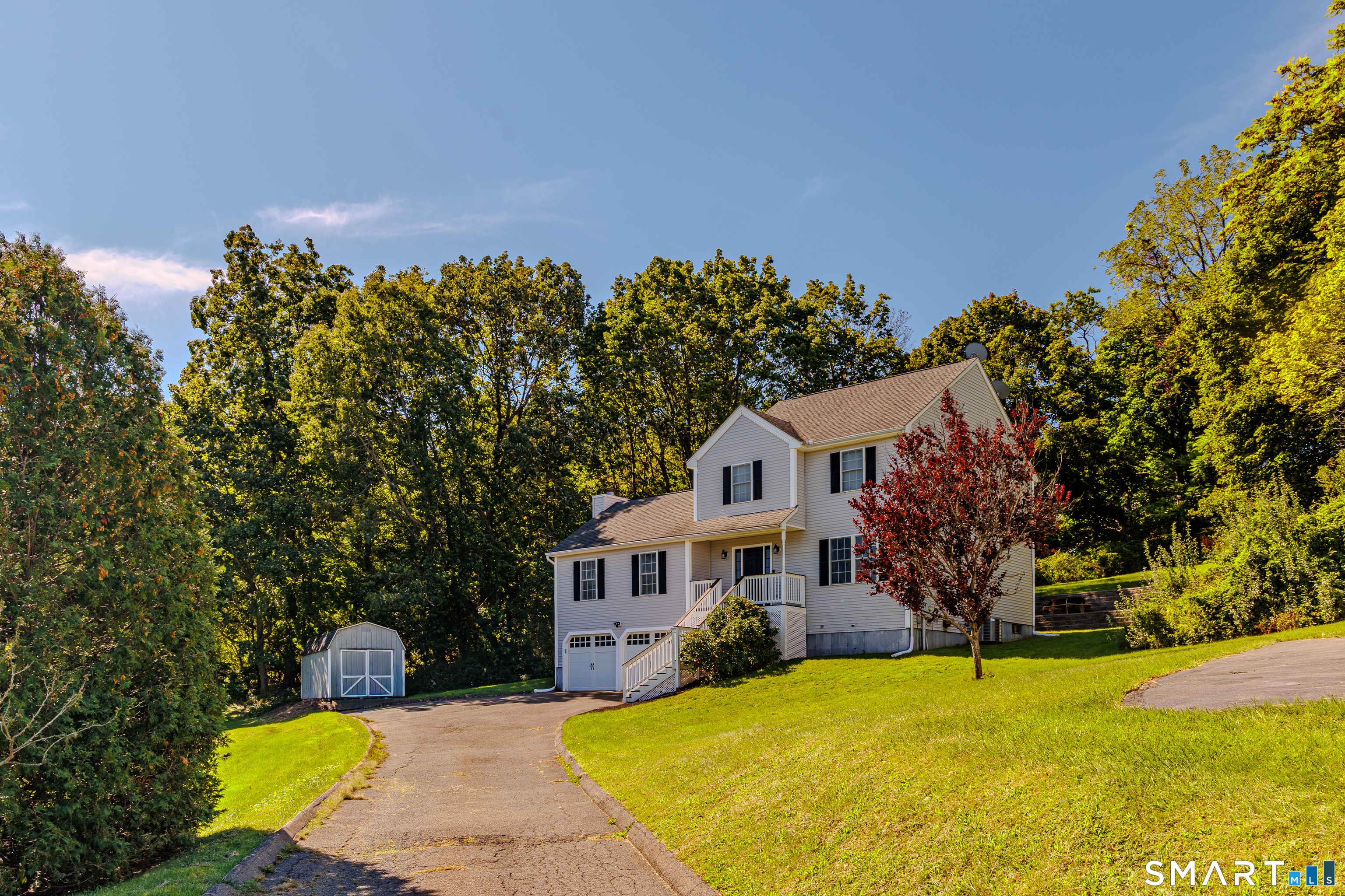 35 Lou Ann Terrace — photo