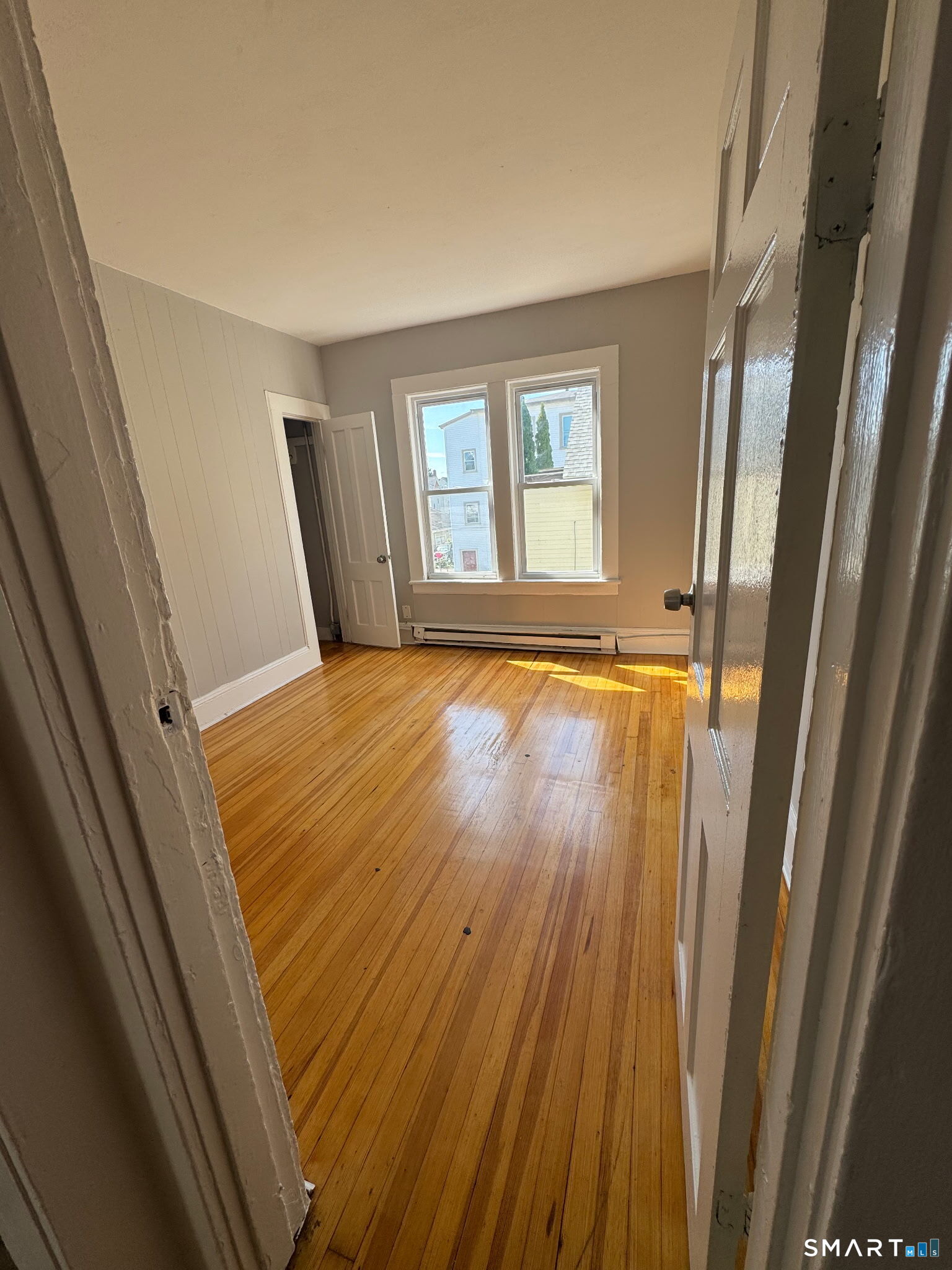 Home in Hartford, CT 06382 — photo 3