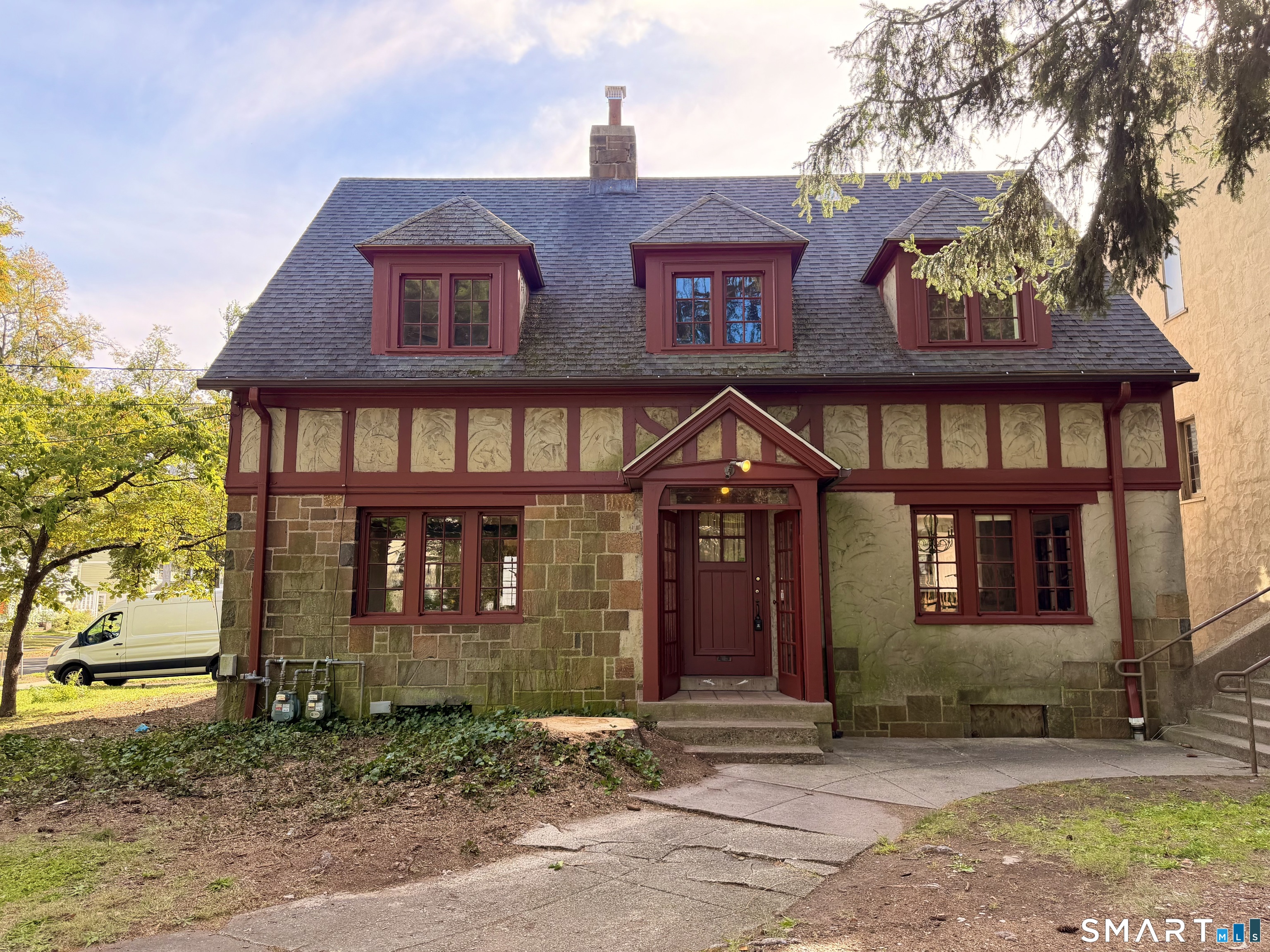 110 Marvel Road — photo