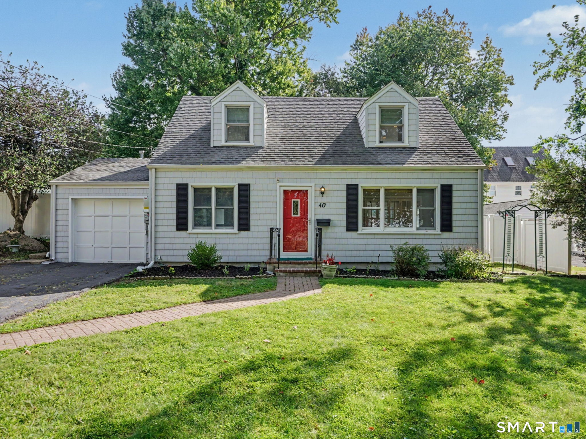 40 Tupper Drive — photo