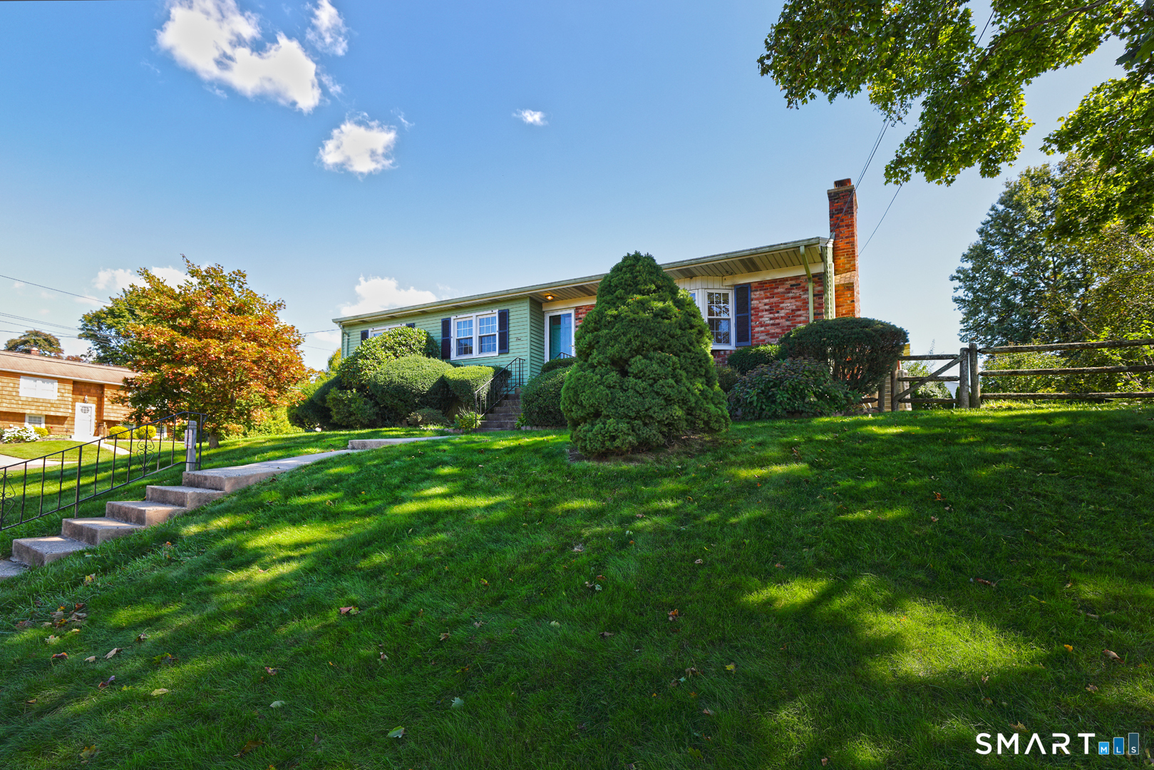 1 Sunflower Circle — photo