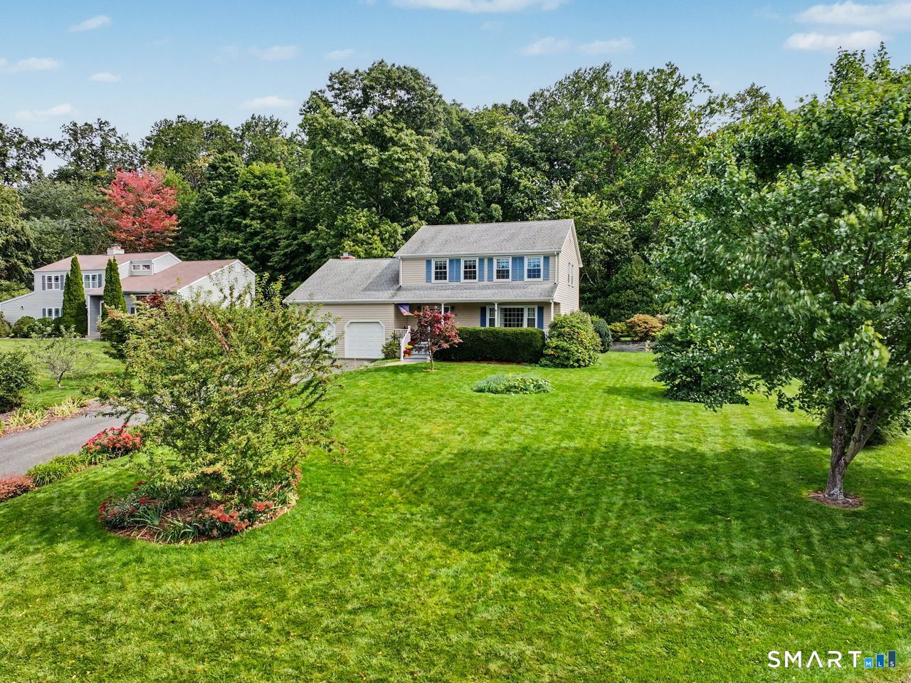 131 Hillside Lane — photo