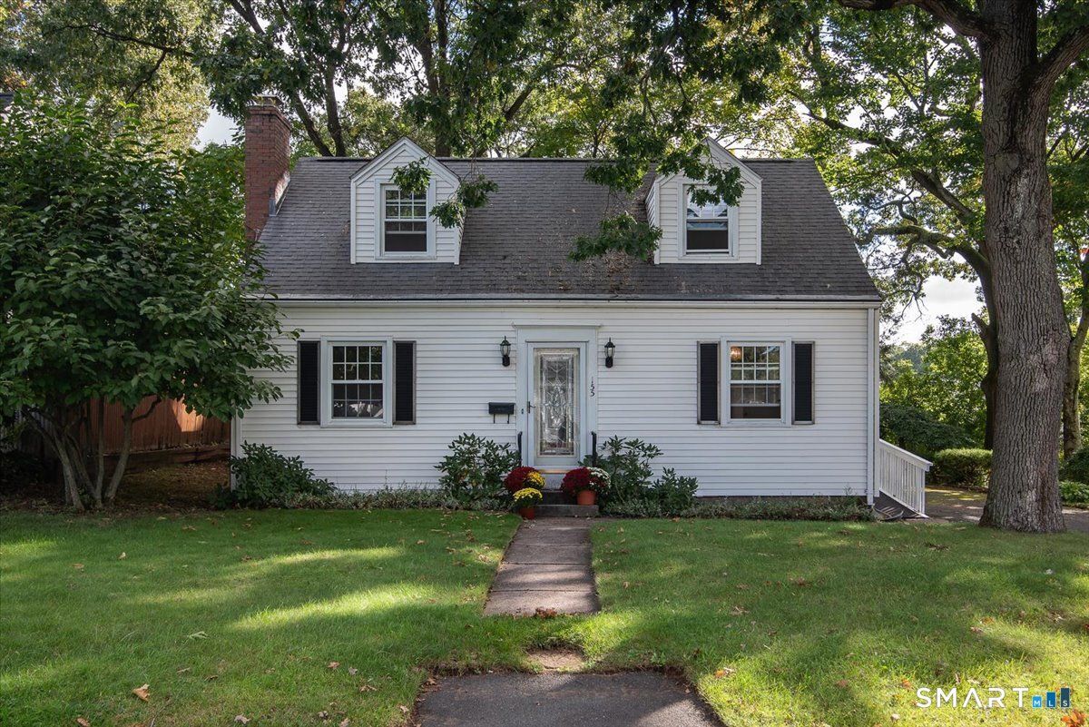 155 Irving Street — photo