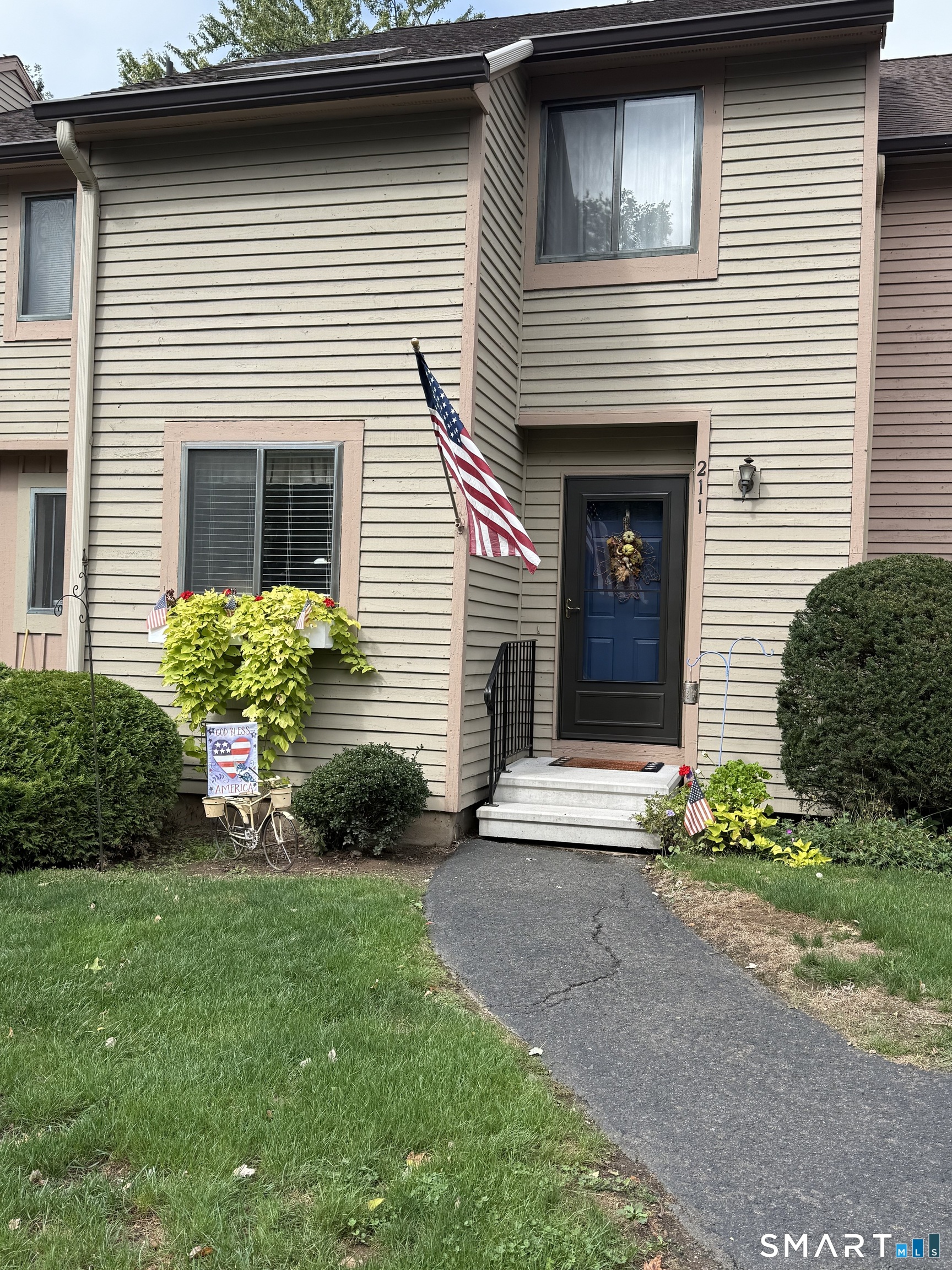 211 Adams Hill Way Unit 211 — photo