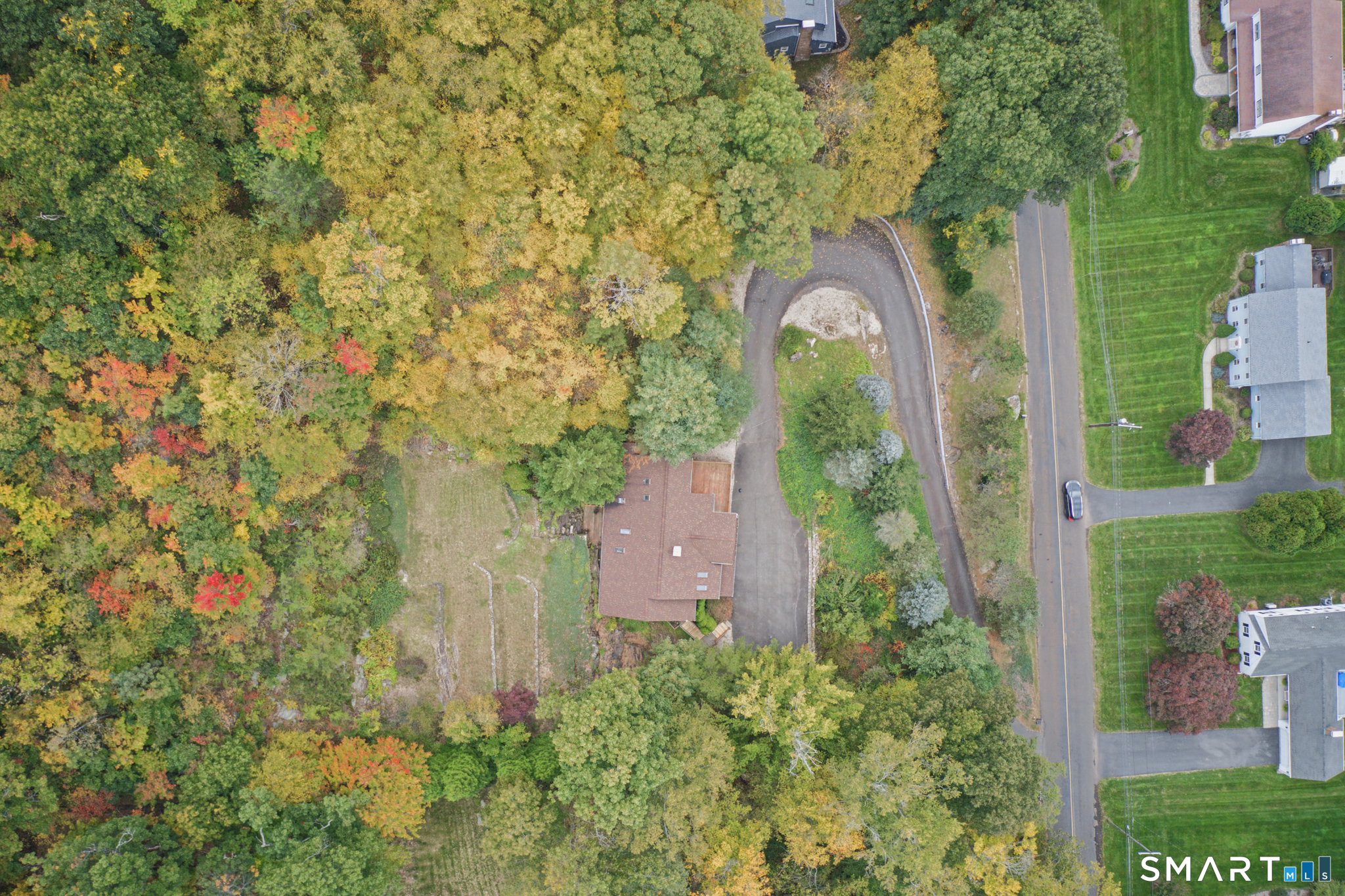 Home in Portland, CT 06480 — photo 3