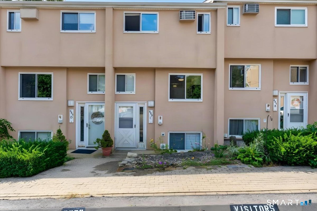 608 Shennecossett Road C101 — photo