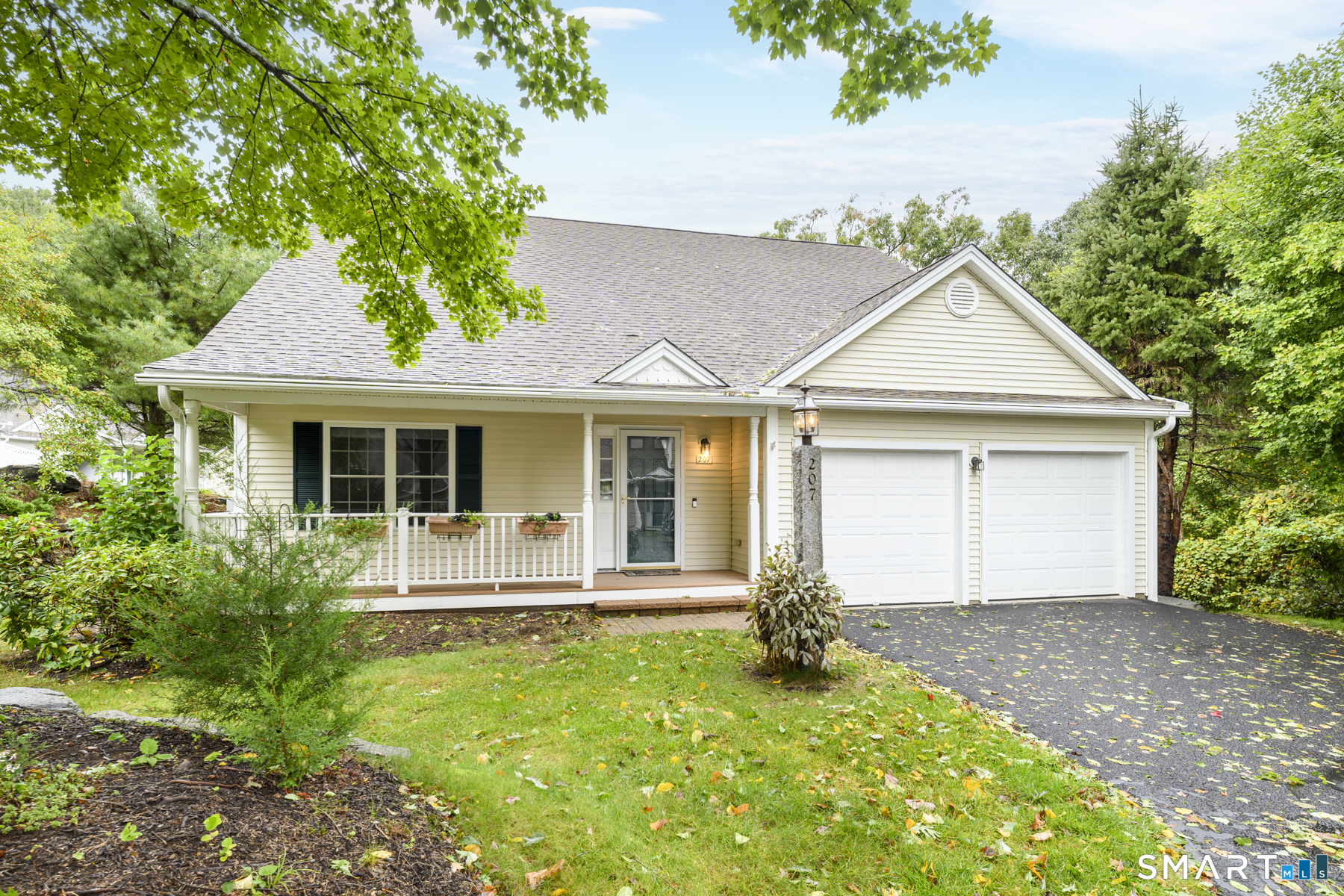 207 Woodlawn Drive 207 — photo