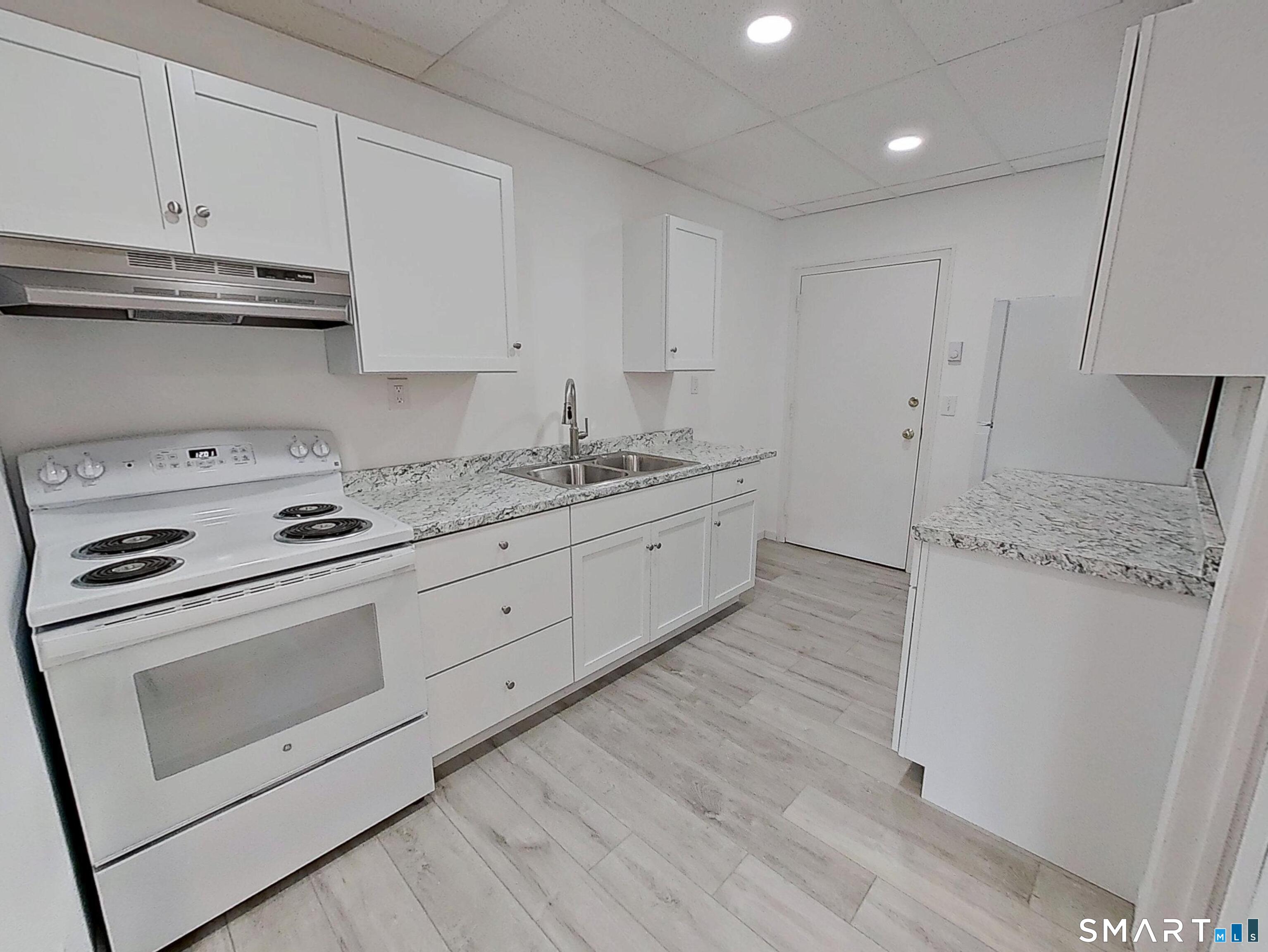 1271 Boston Post Road — photo