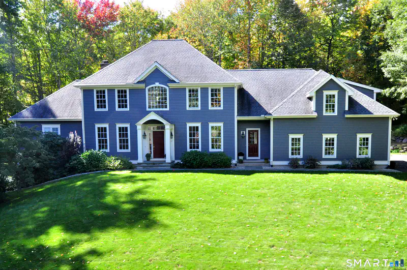 27 Strawberry Fields Road — photo