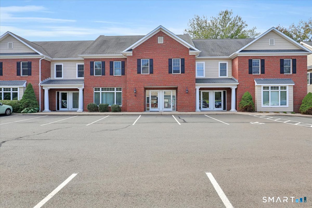 225 Oakland Road 204 — photo