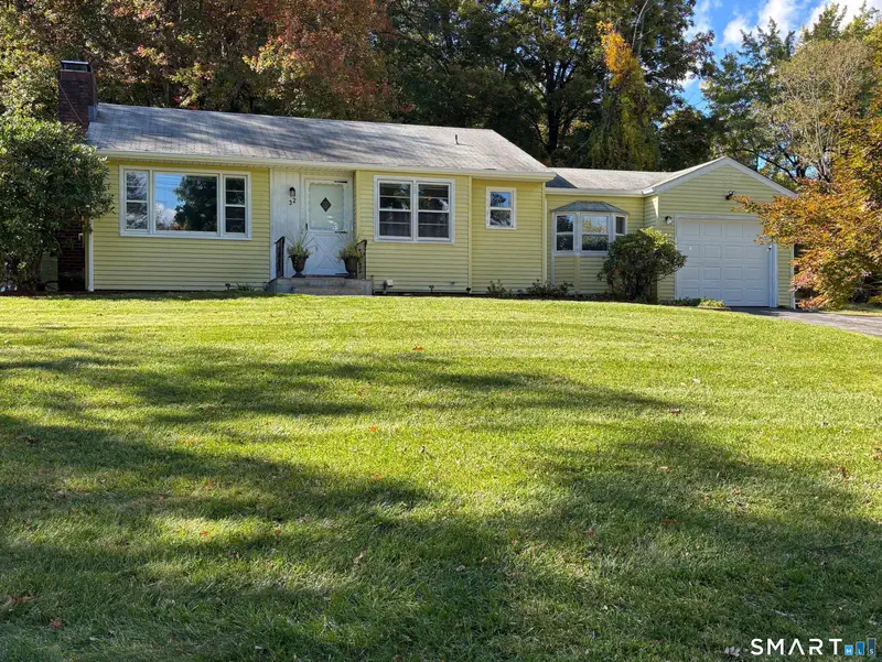 32 Old Hawleyville Road — photo