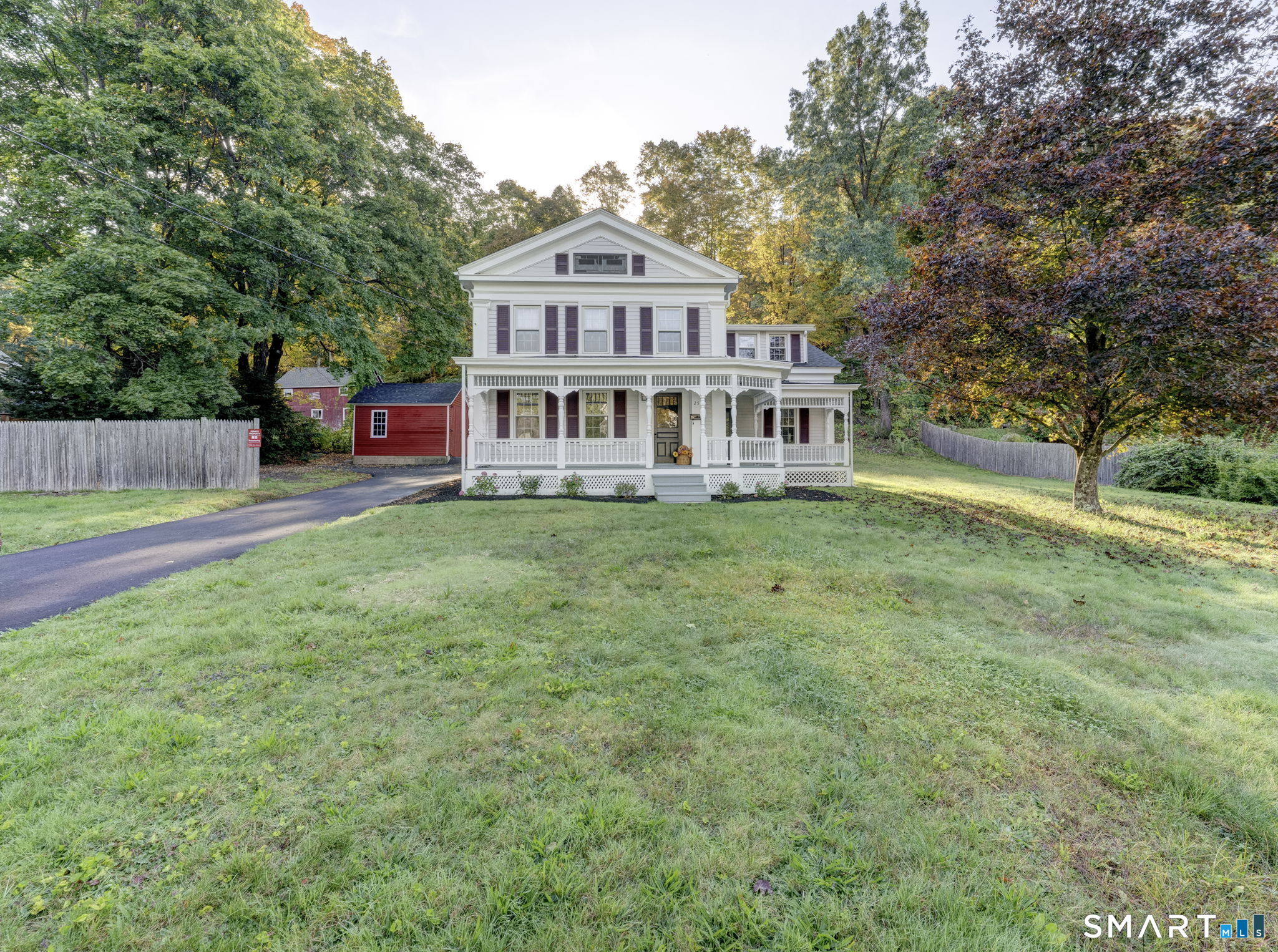 25 Maple Avenue — photo