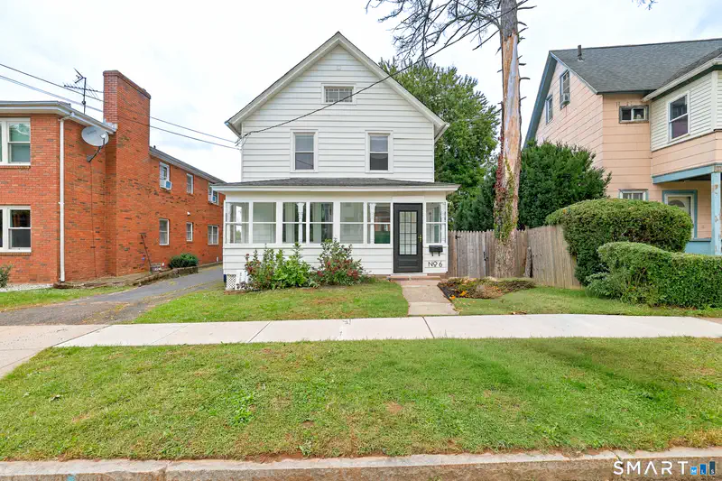 6 Johnson Street — photo