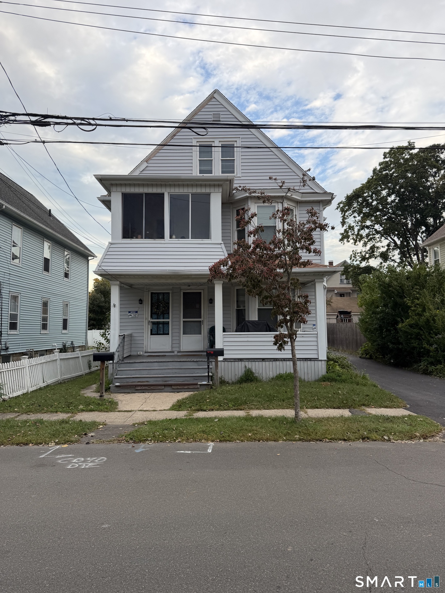 246 Roselle Street — photo